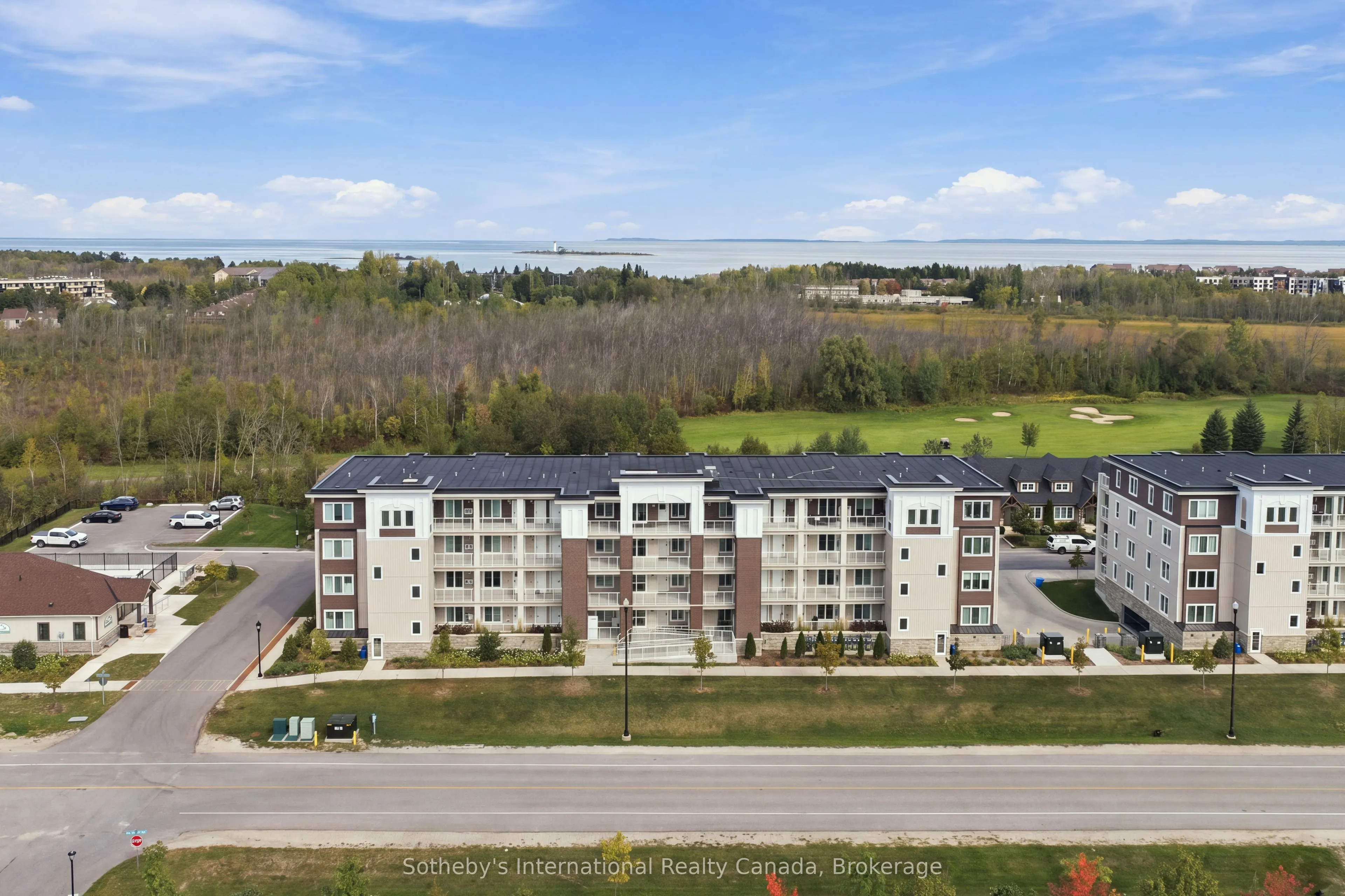 17 Spooner Crescent #206