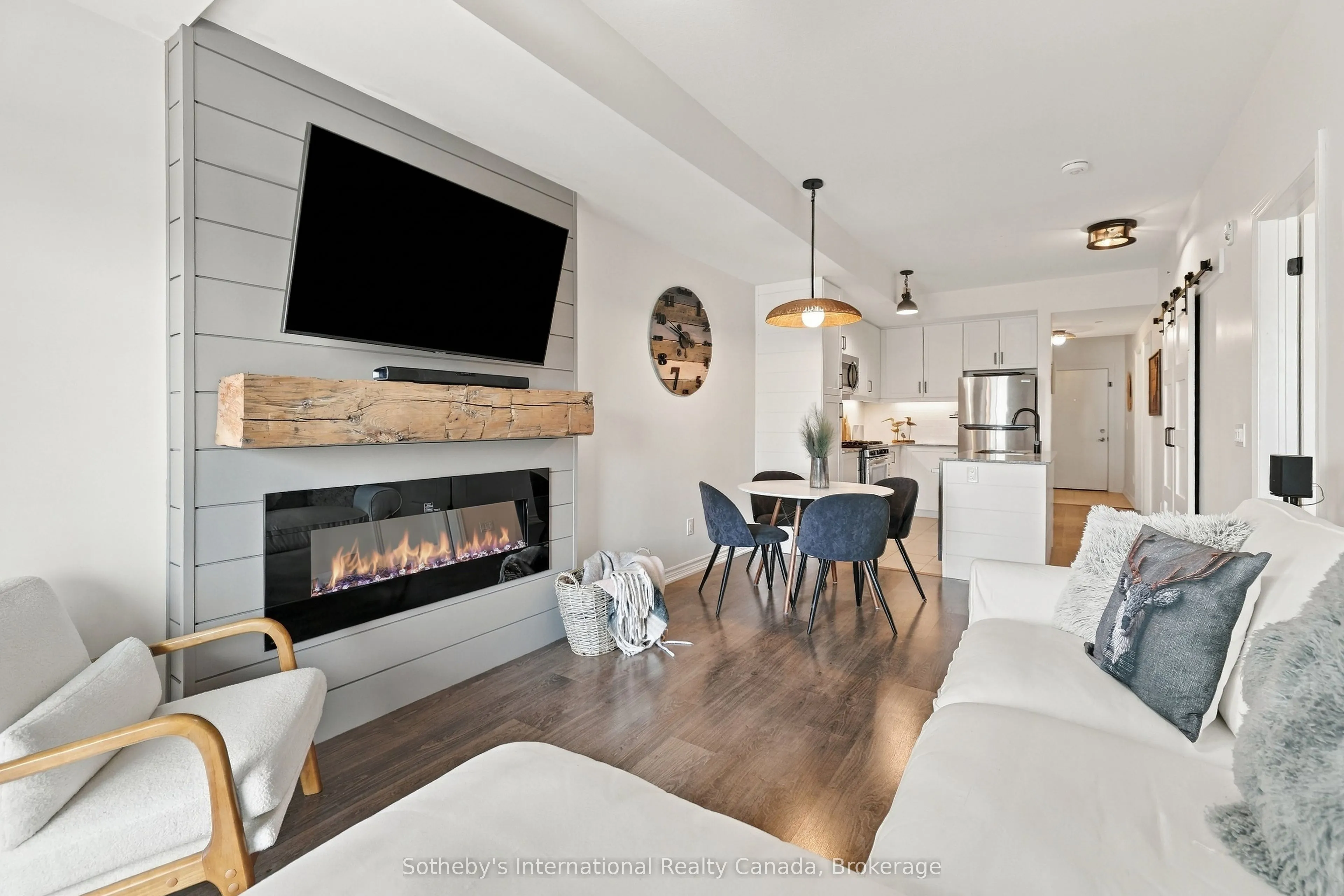 17 Spooner Crescent #206
