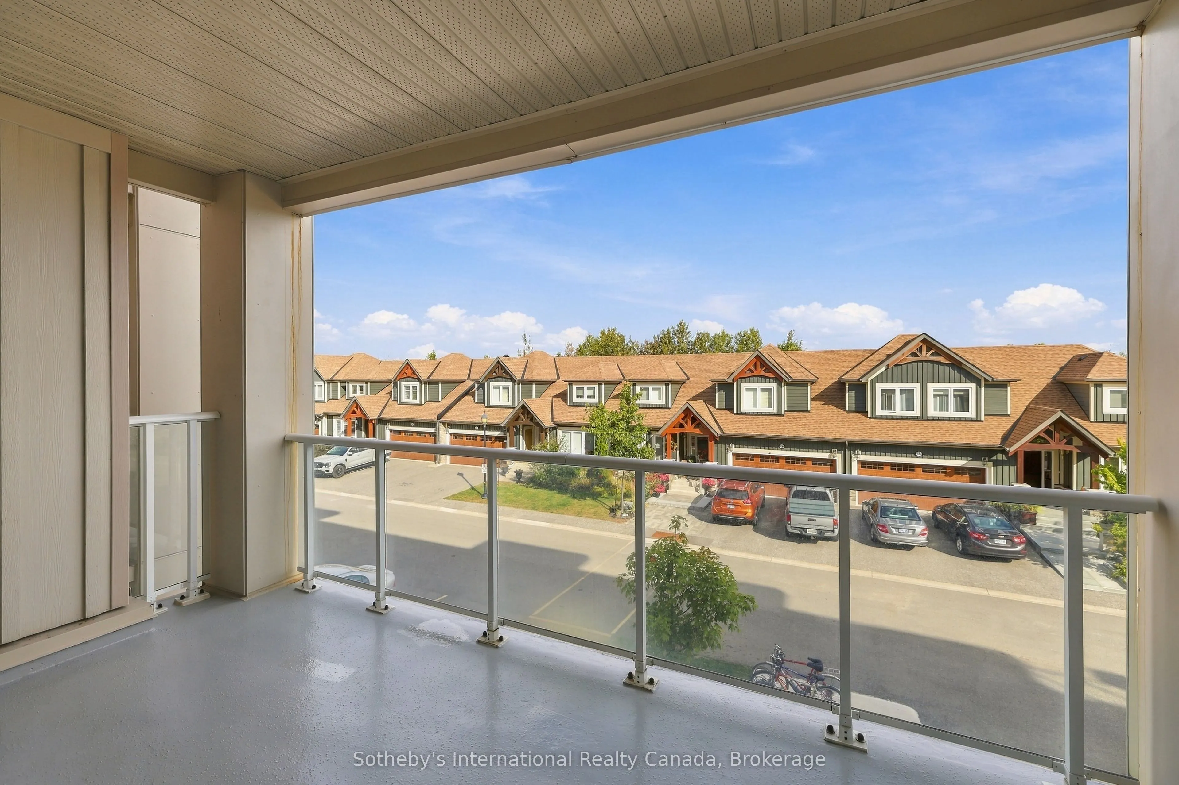 17 Spooner Crescent #206