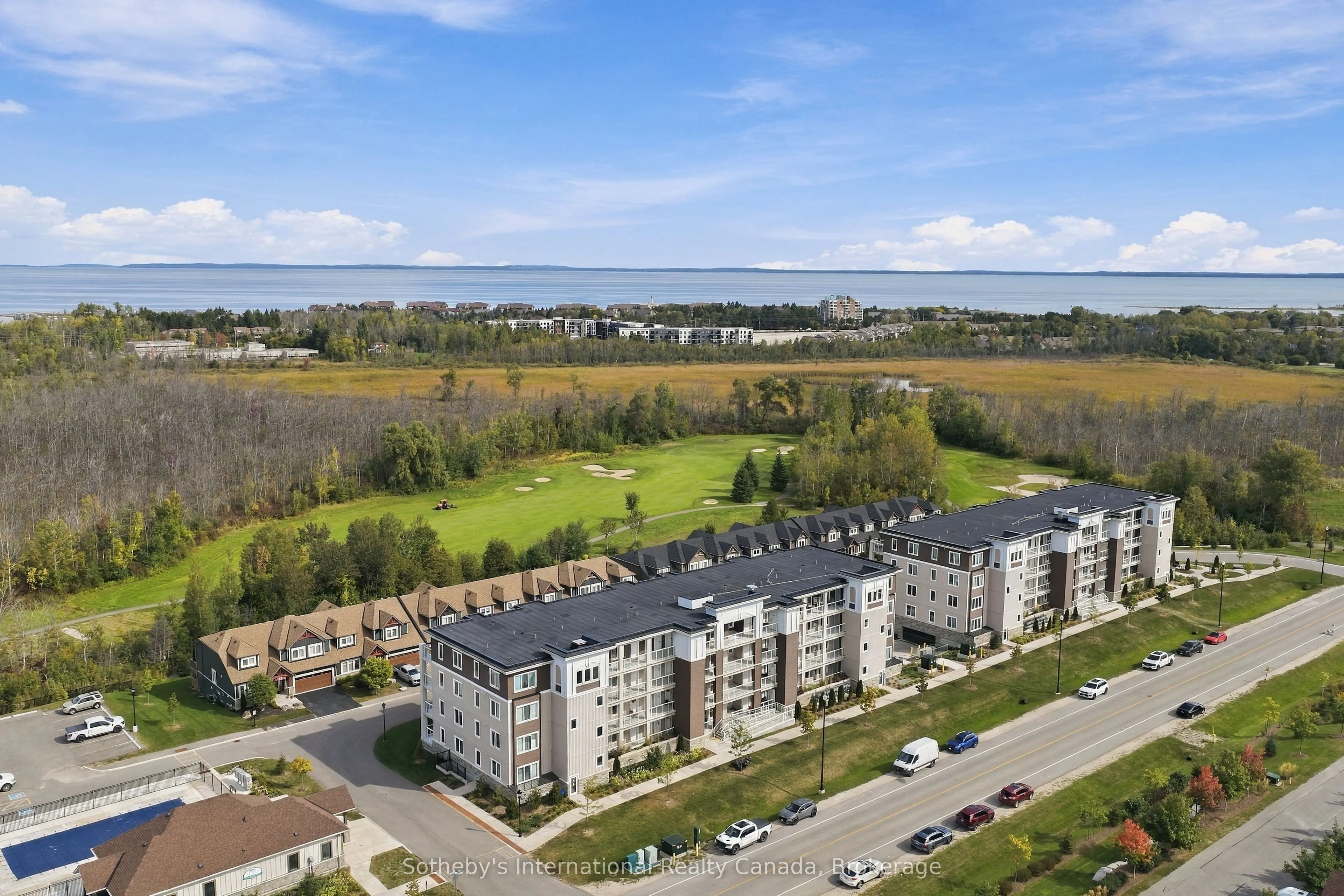 17 Spooner Crescent #206