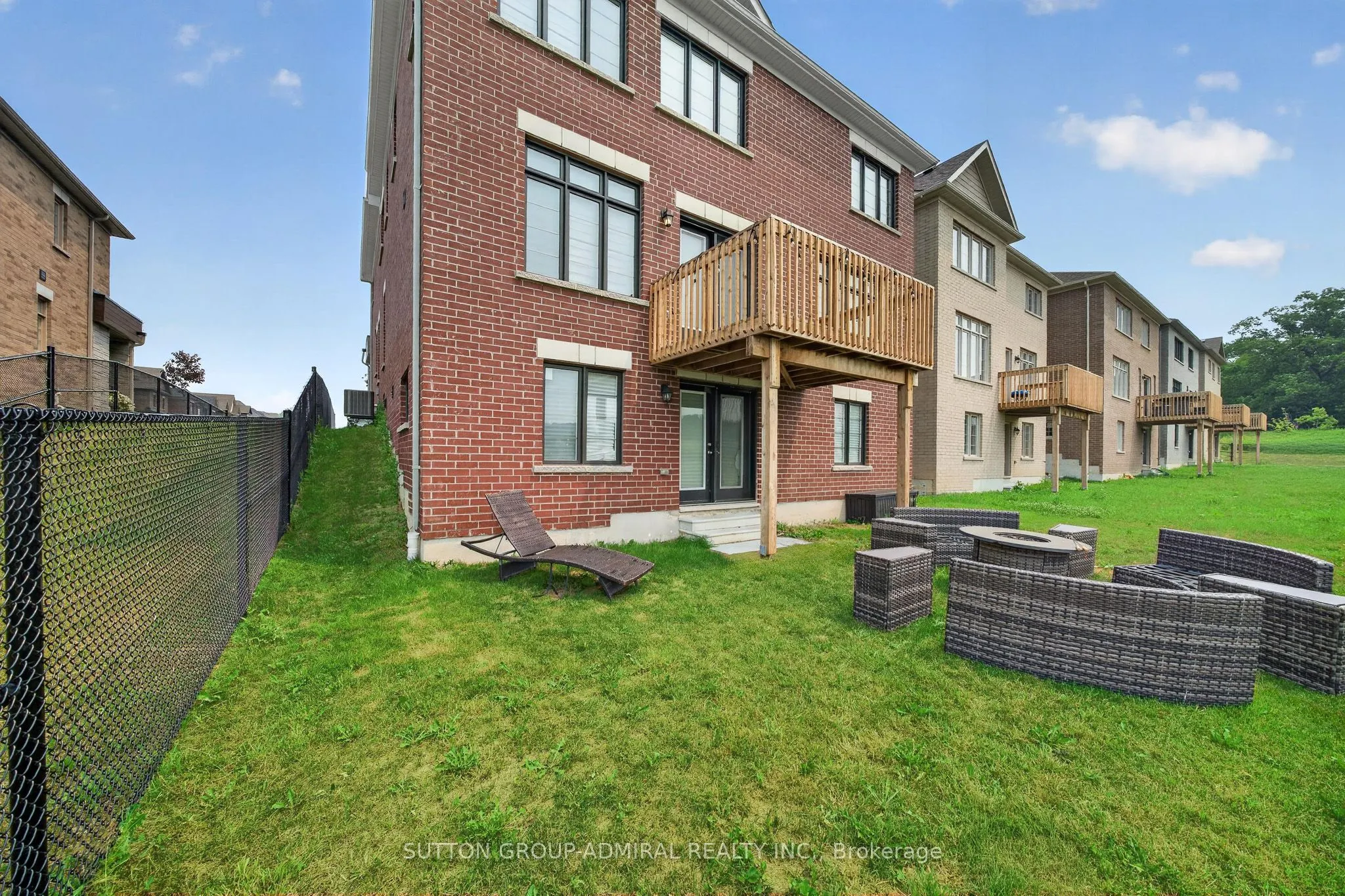 76 CALYPSO Avenue