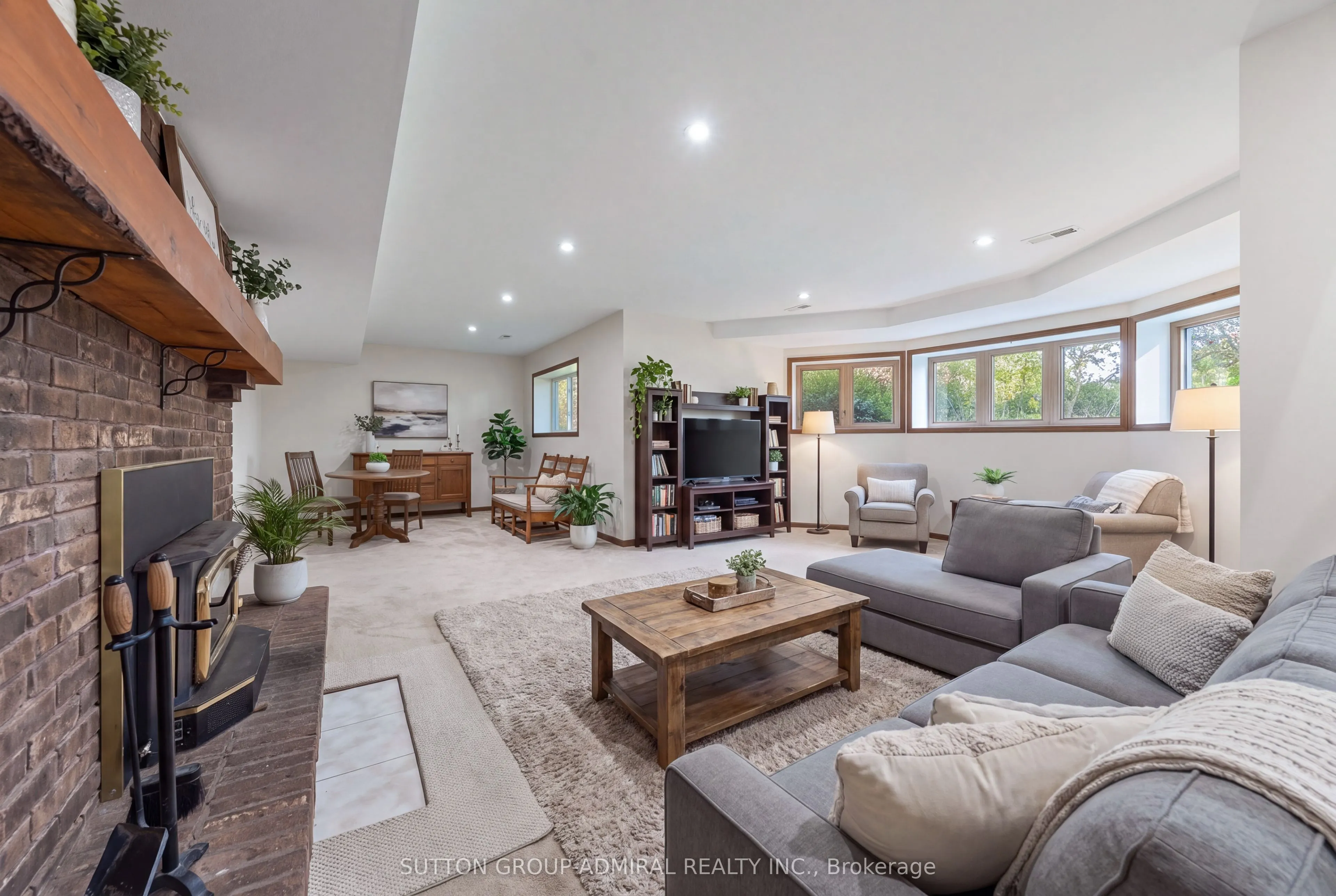 182 Bayshore Drive