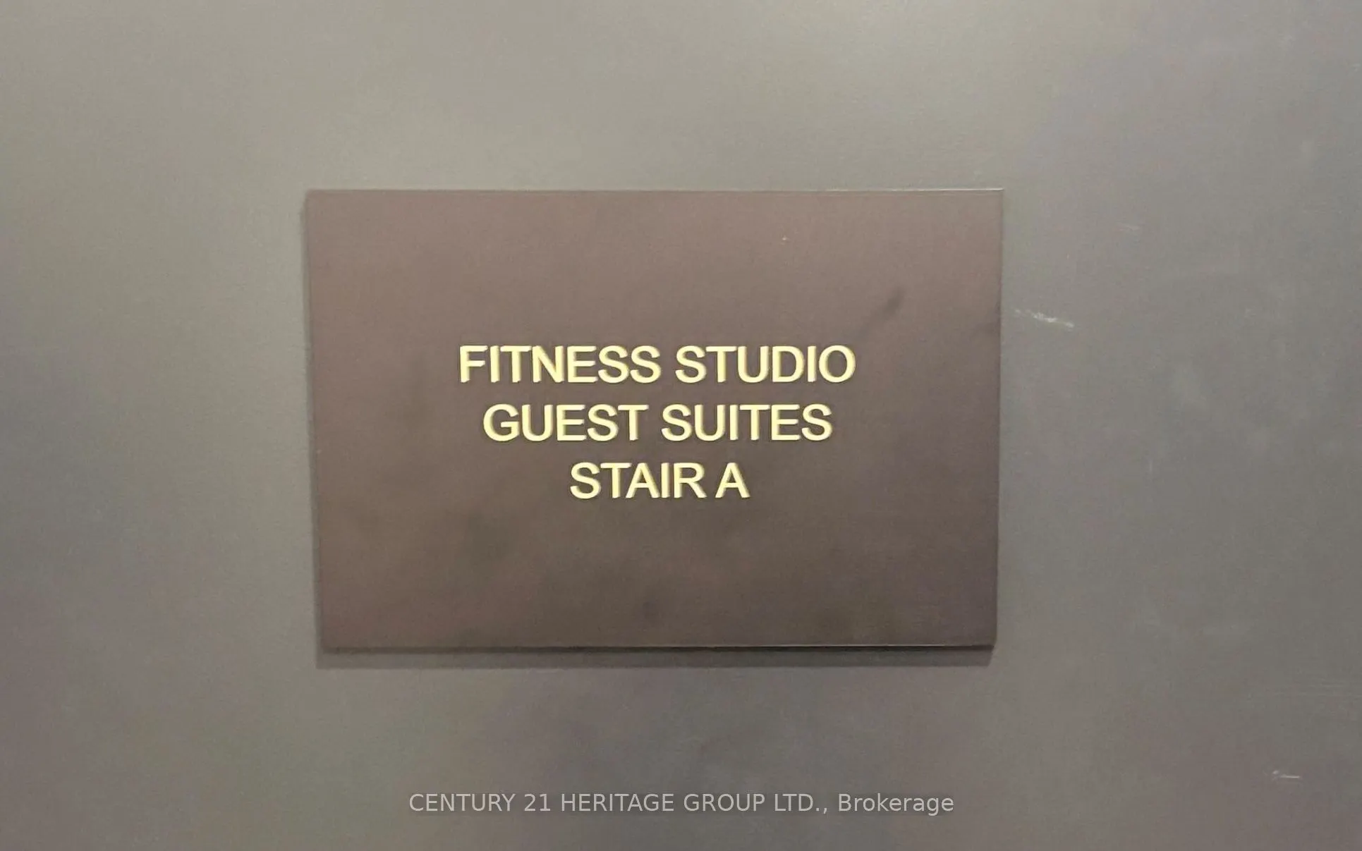 31 Huron Street #304