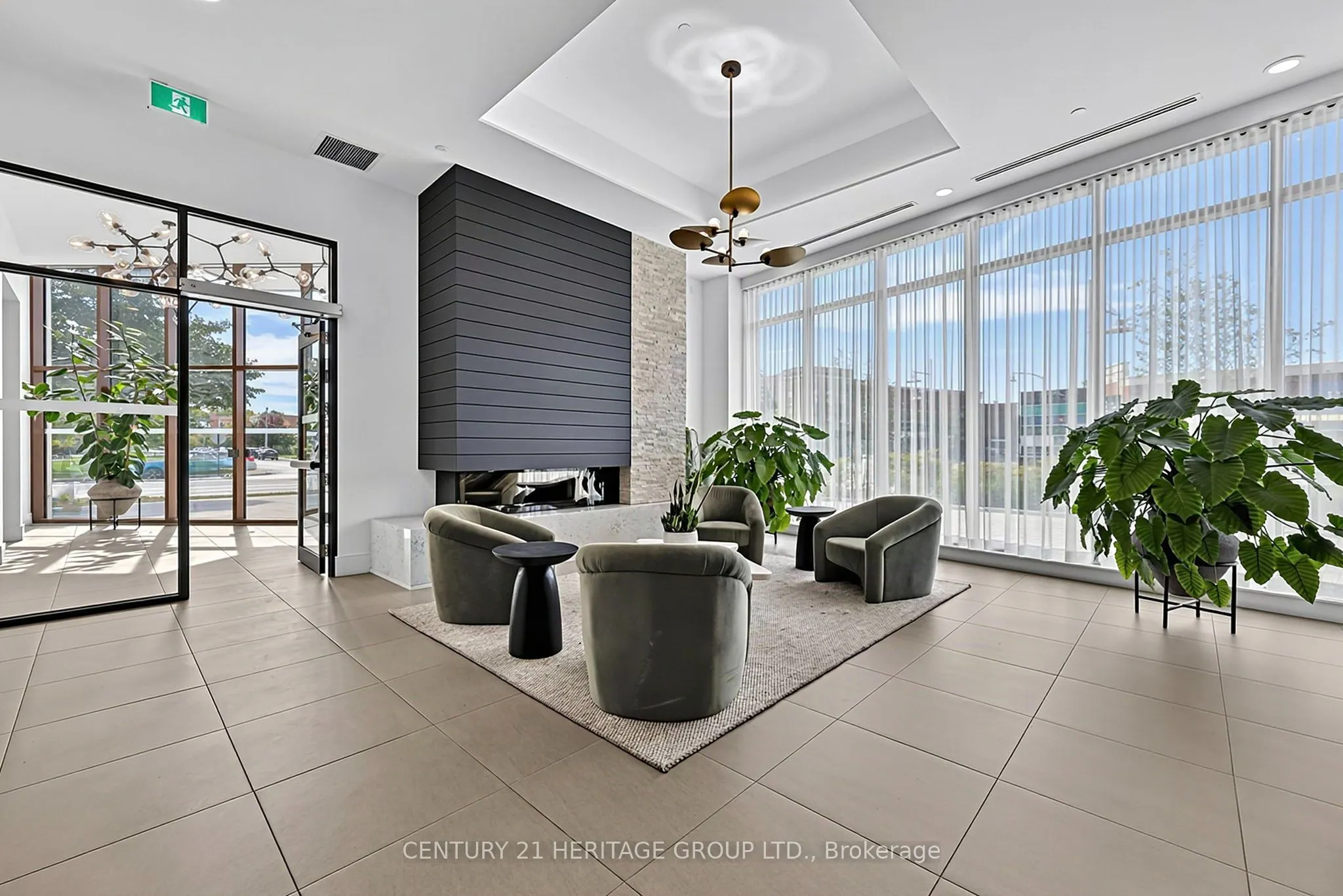 31 Huron Street #304