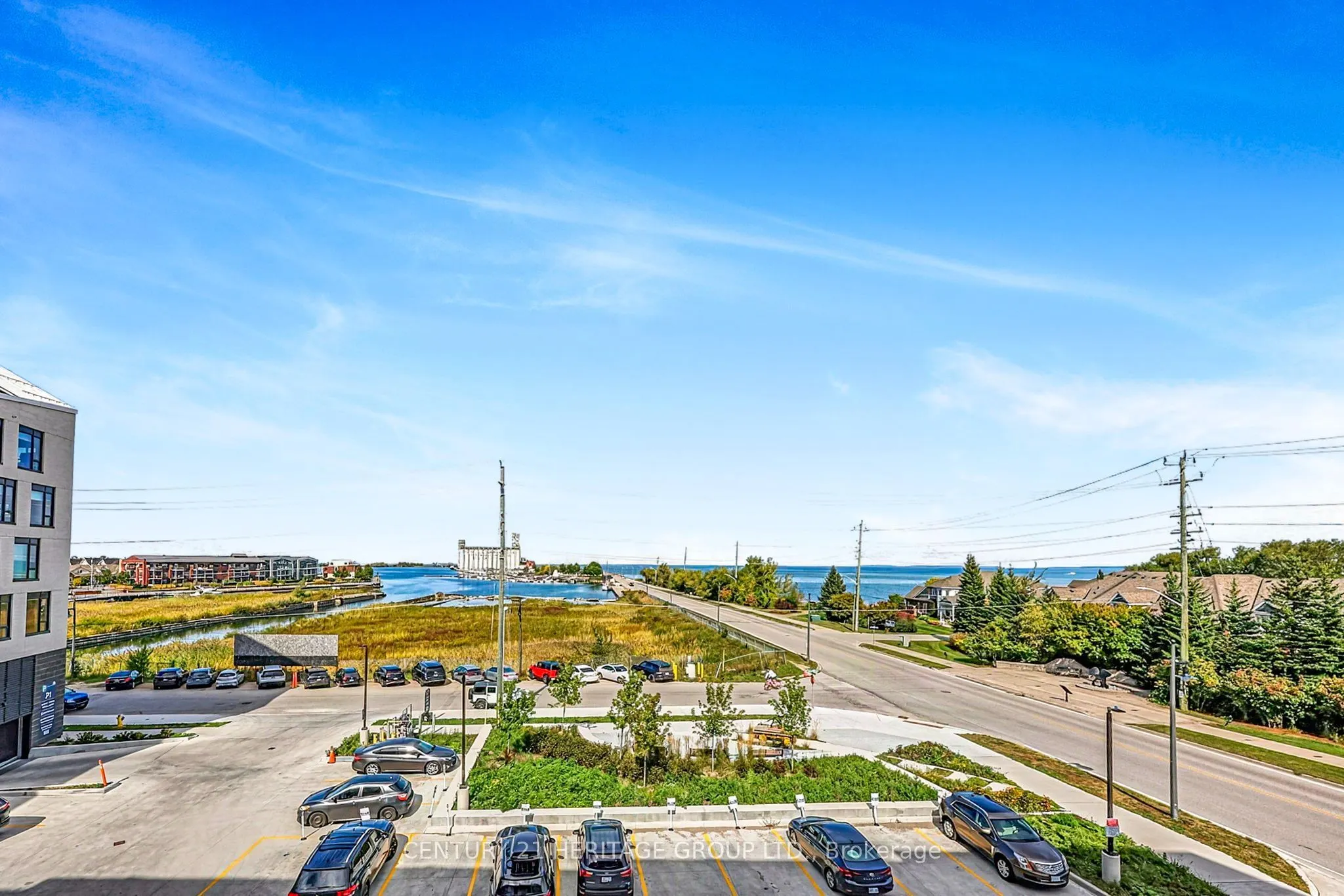 31 Huron Street #304