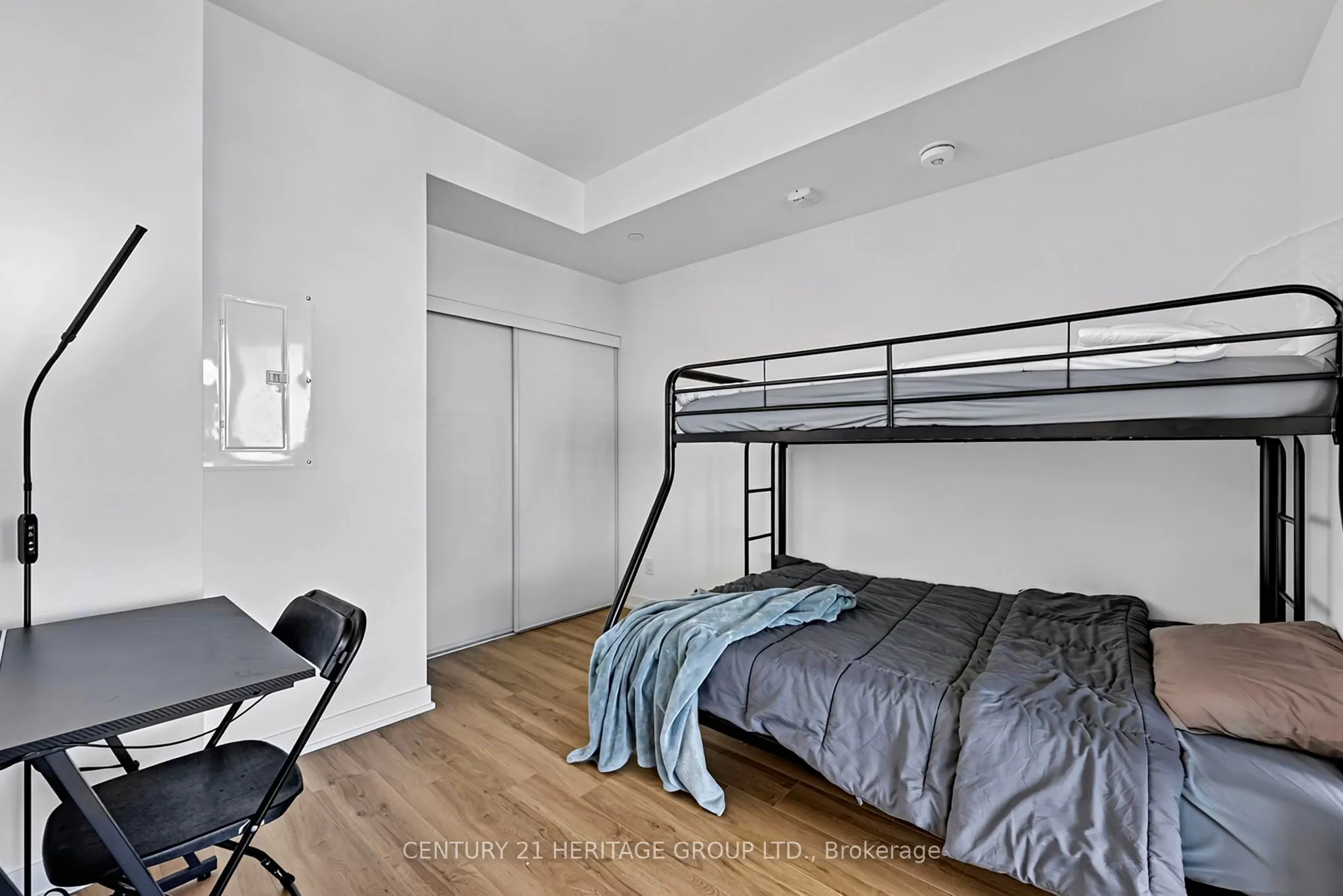 31 Huron Street #304