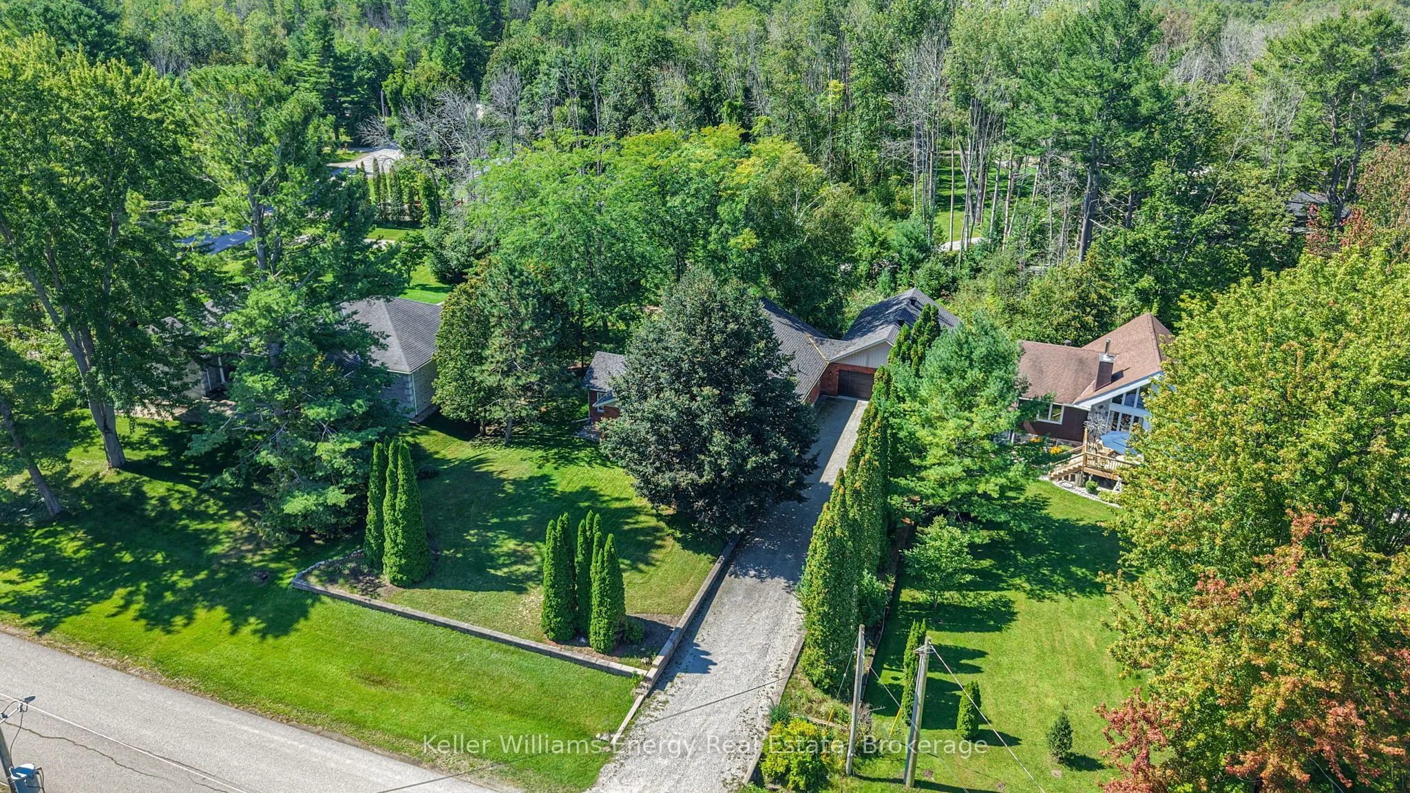 60 Bayside Avenue
