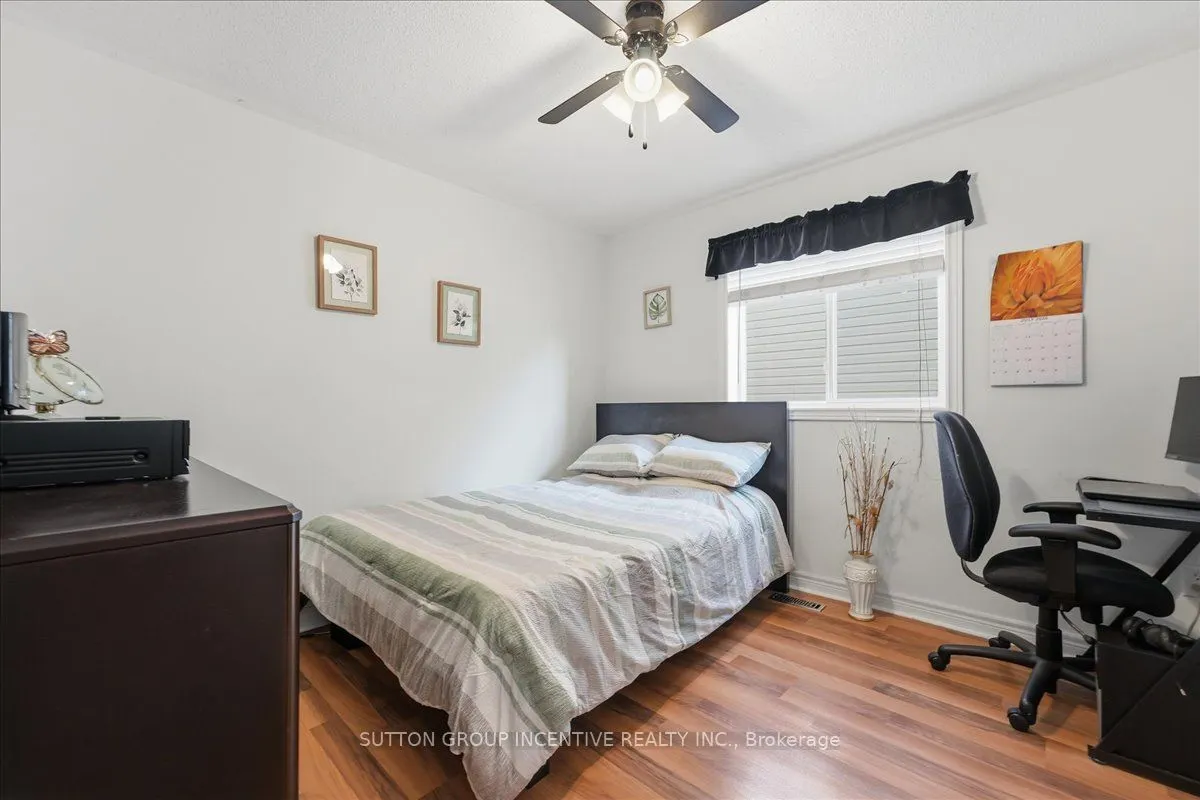 17 White Crescent