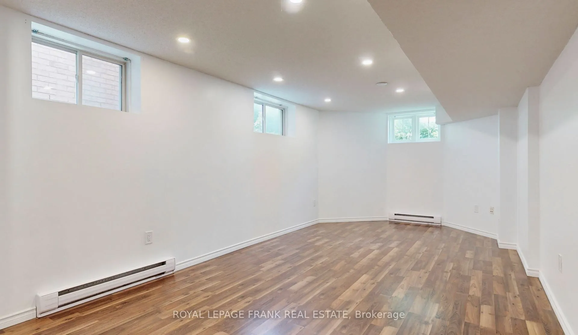 21 Crompton Drive