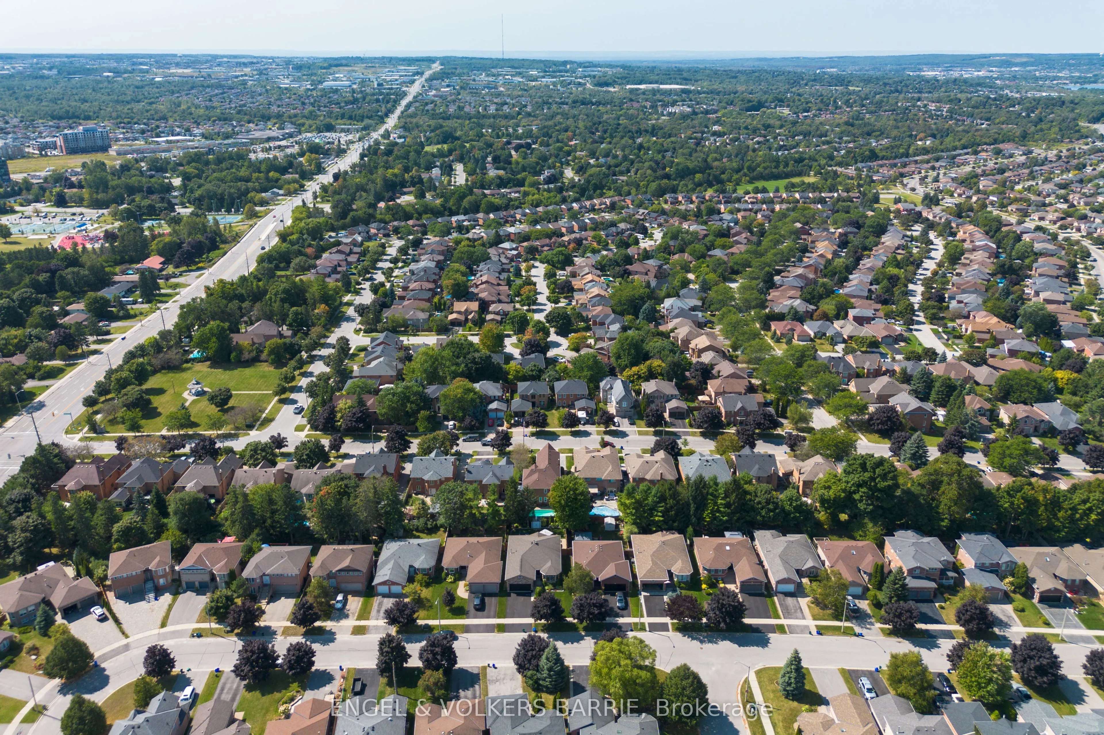 19 Grand Forest Drive
