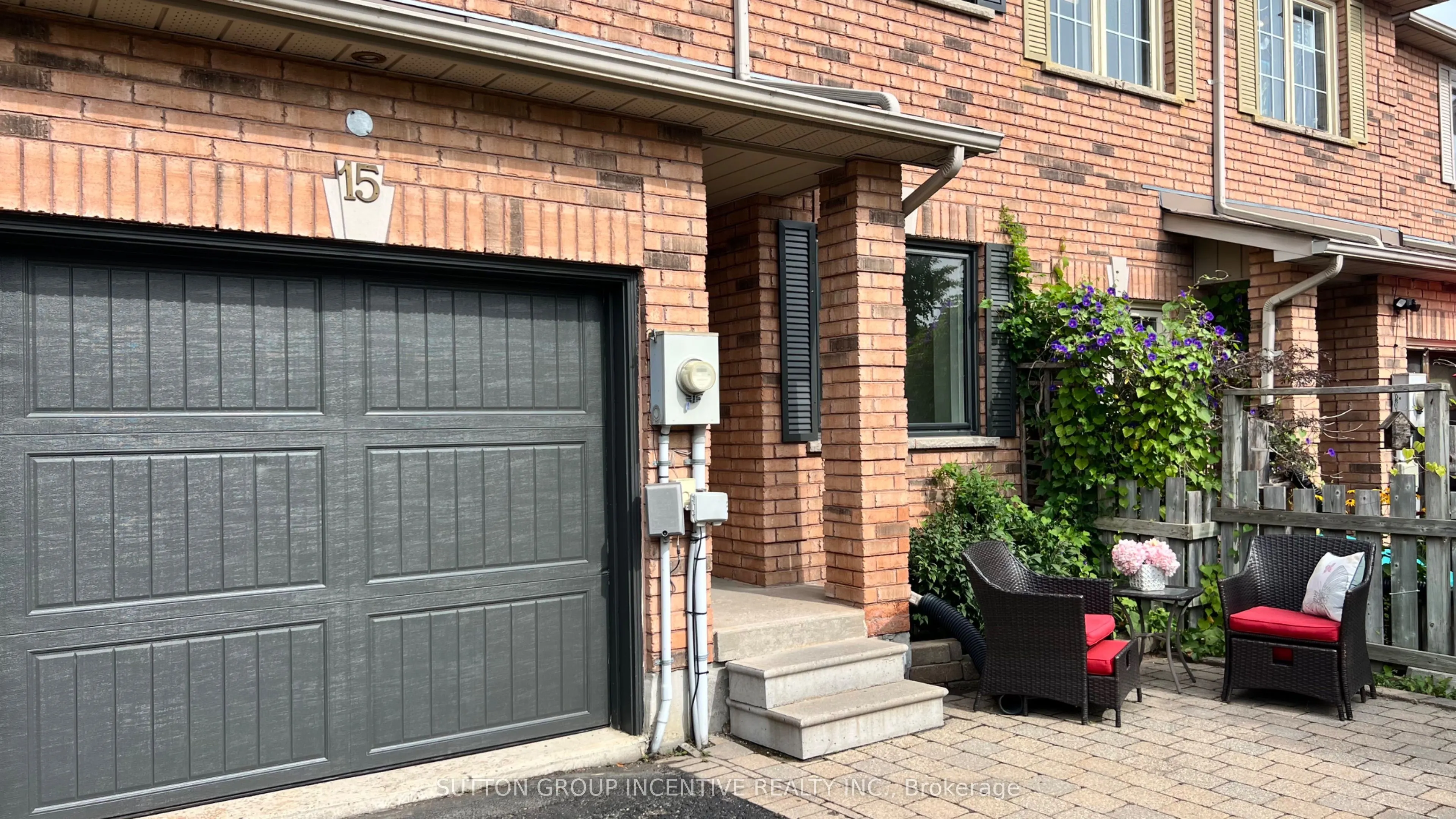 15 Bruce Crescent