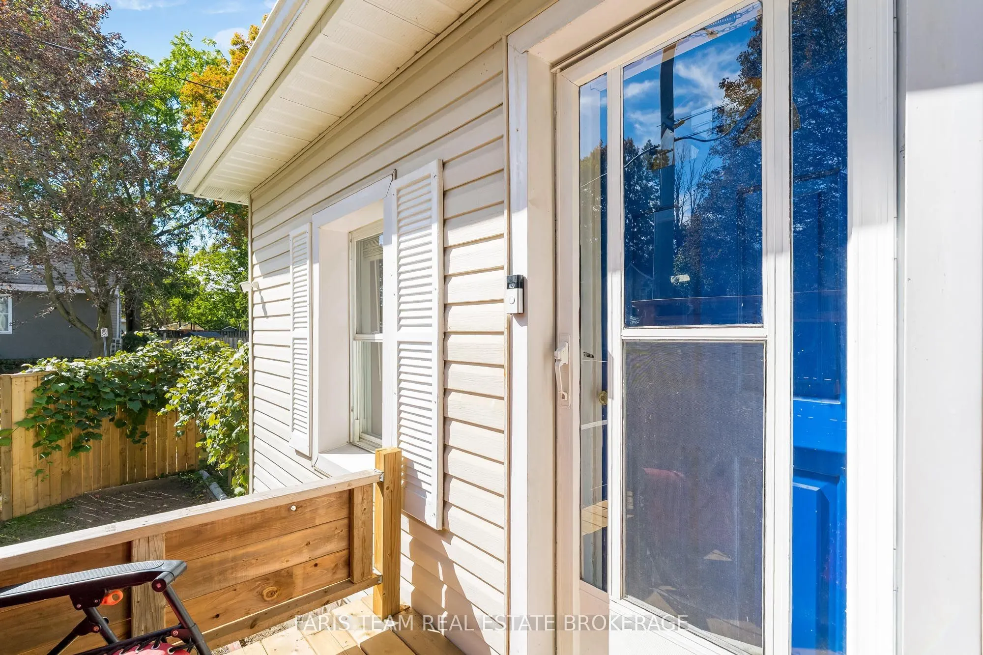 120 Barrie Road