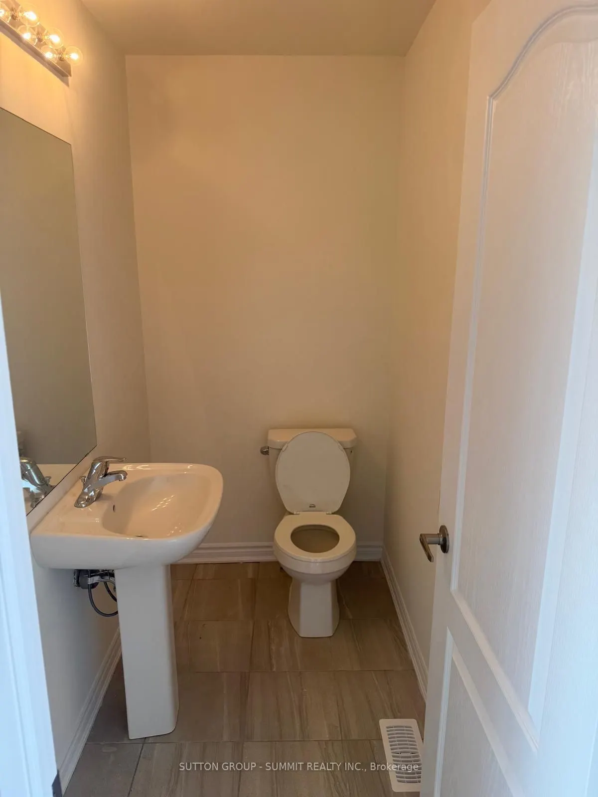 72 SANDHILL CRANE Drive