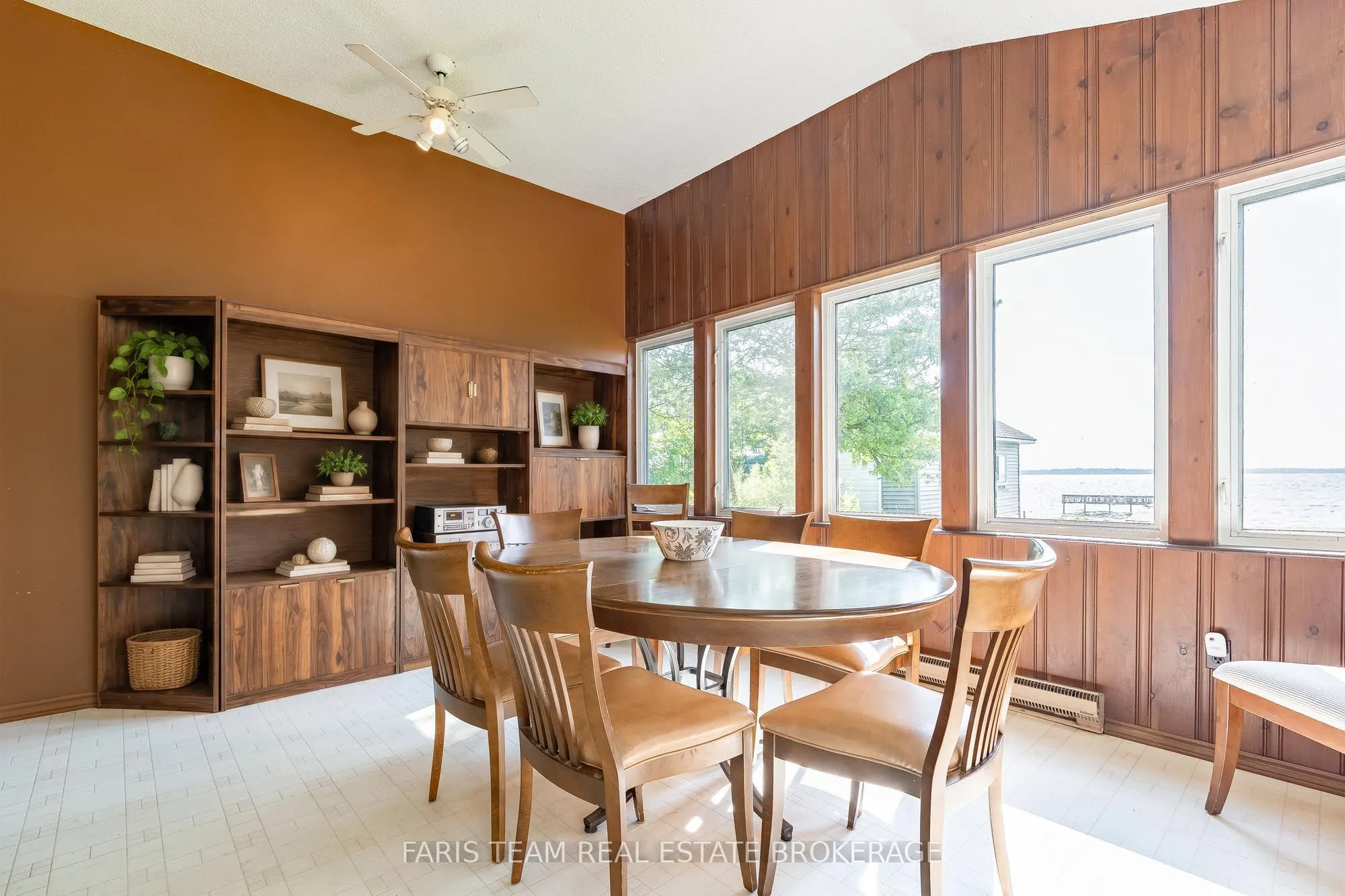 1467 Cunningham Crescent
