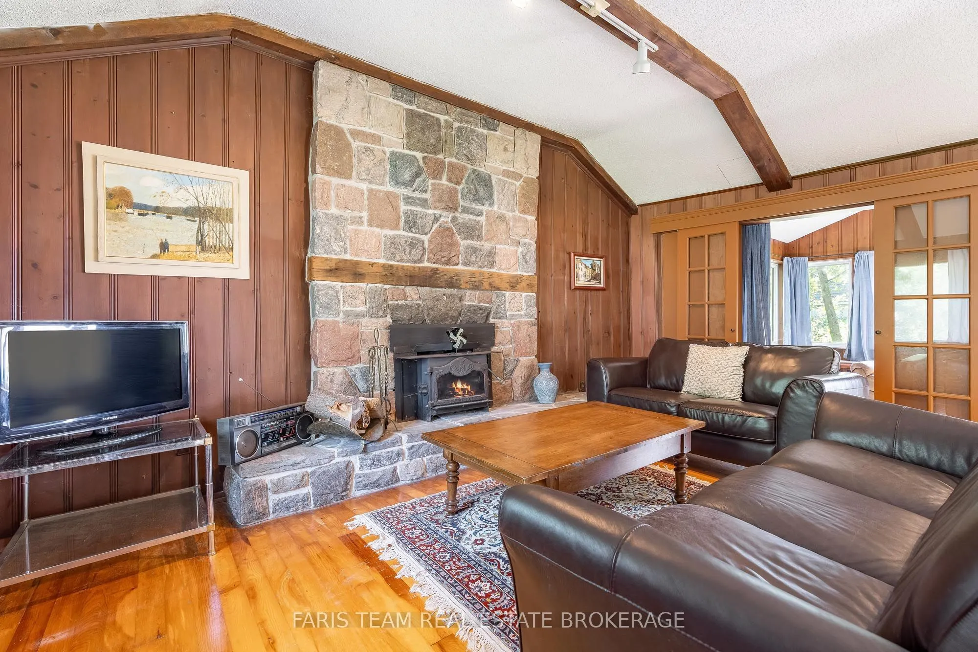 1467 Cunningham Crescent
