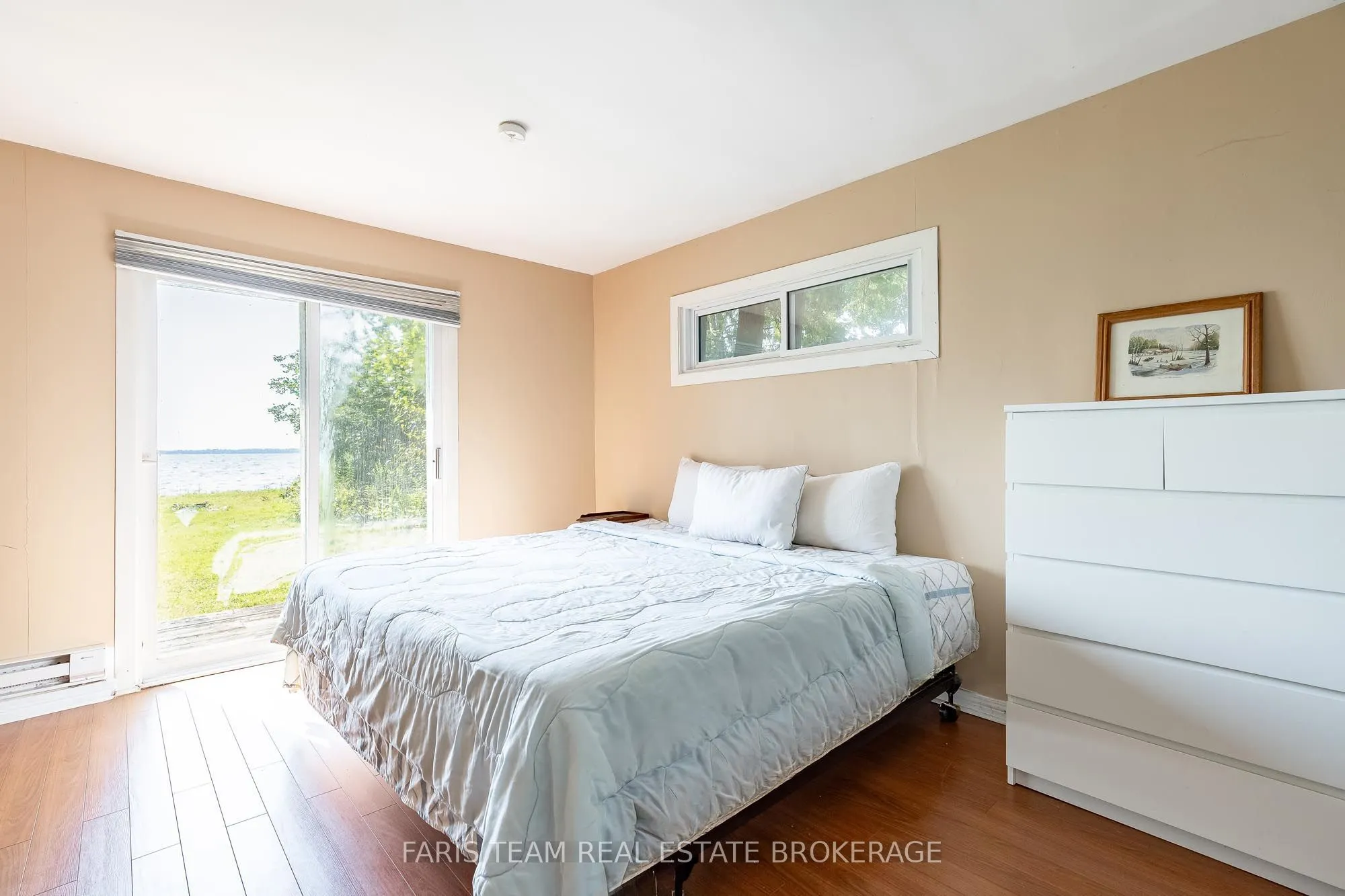 1467 Cunningham Crescent