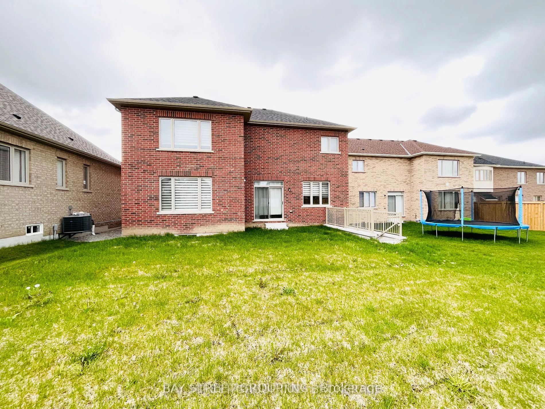 128 Victoria Wood Avenue