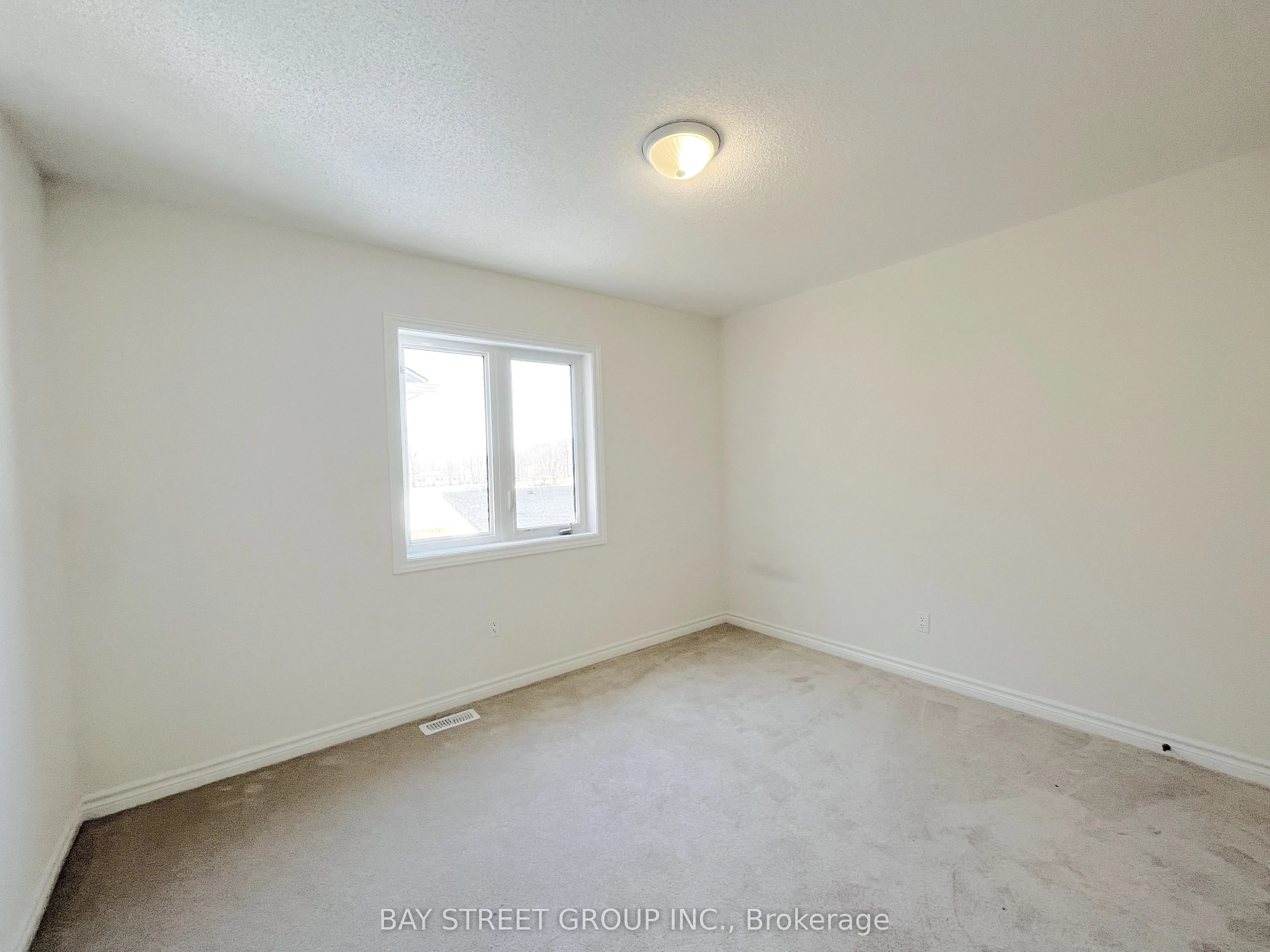 128 Victoria Wood Avenue