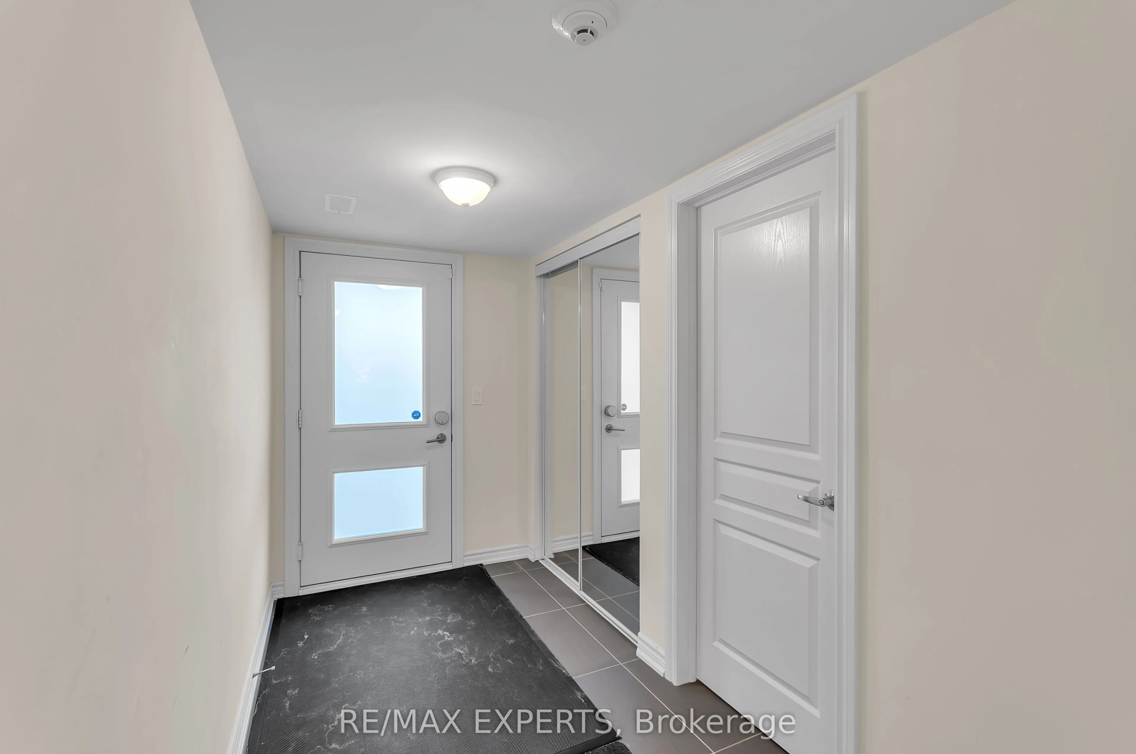 4 Cove Court #207