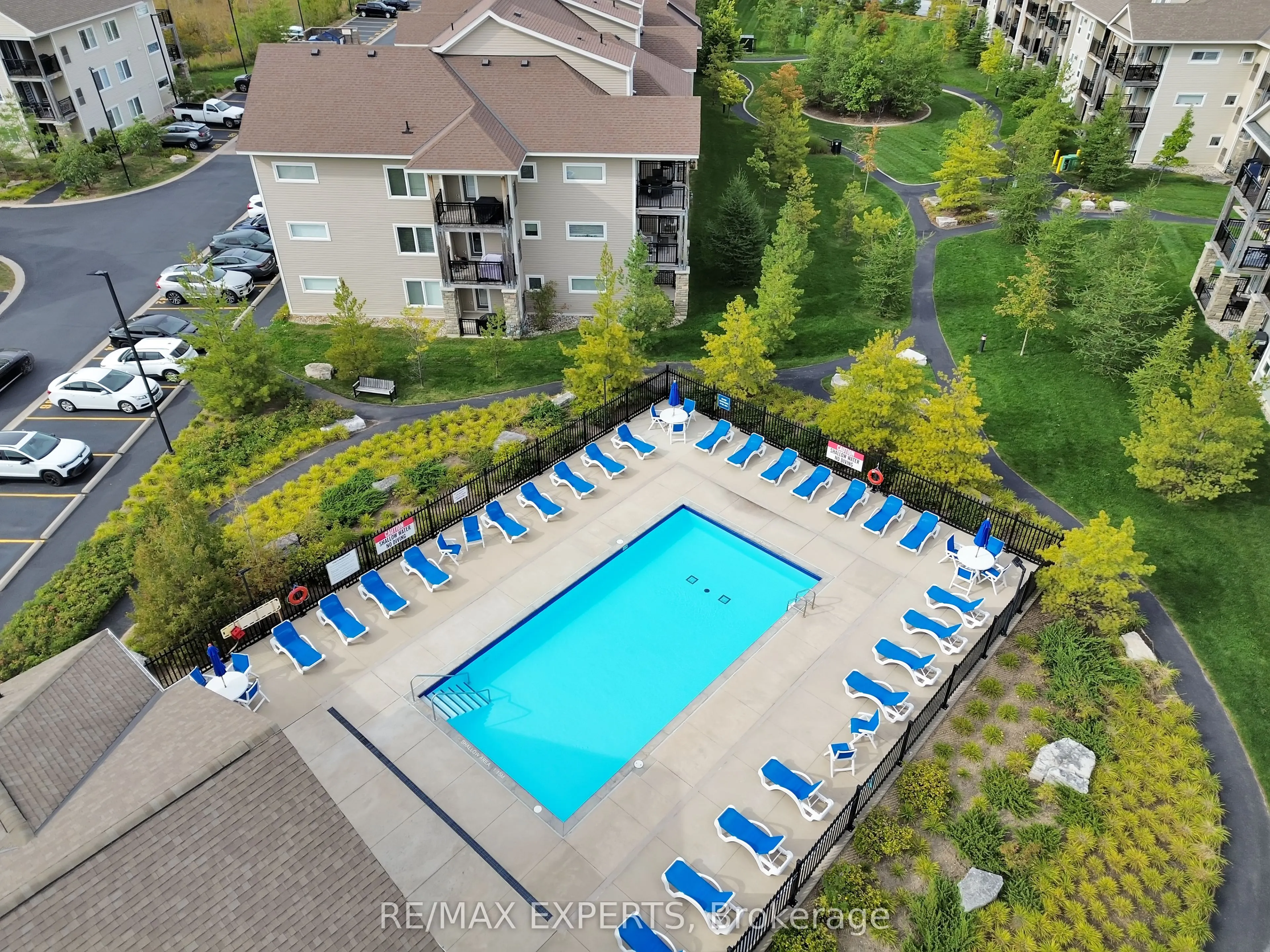 4 Cove Court #207