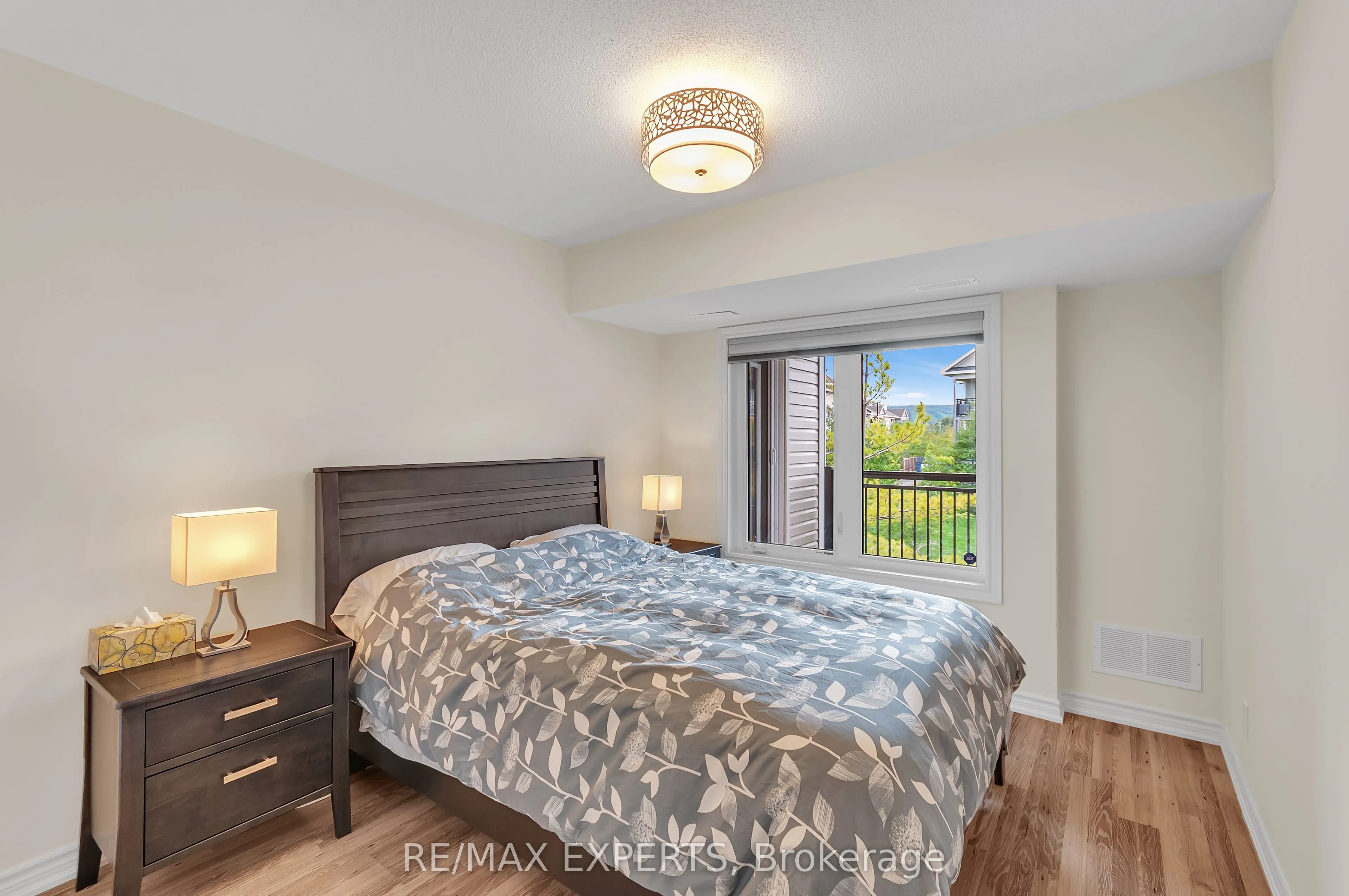 4 Cove Court #207