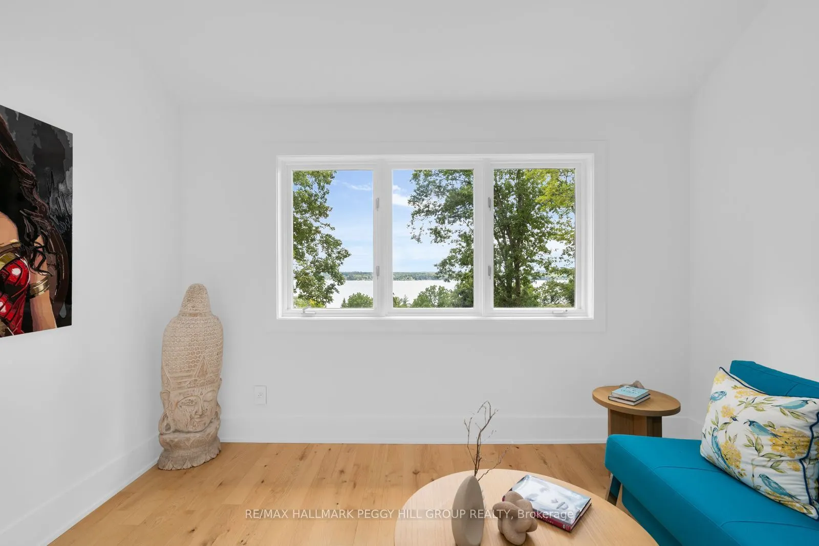 11 Crestwood Drive
