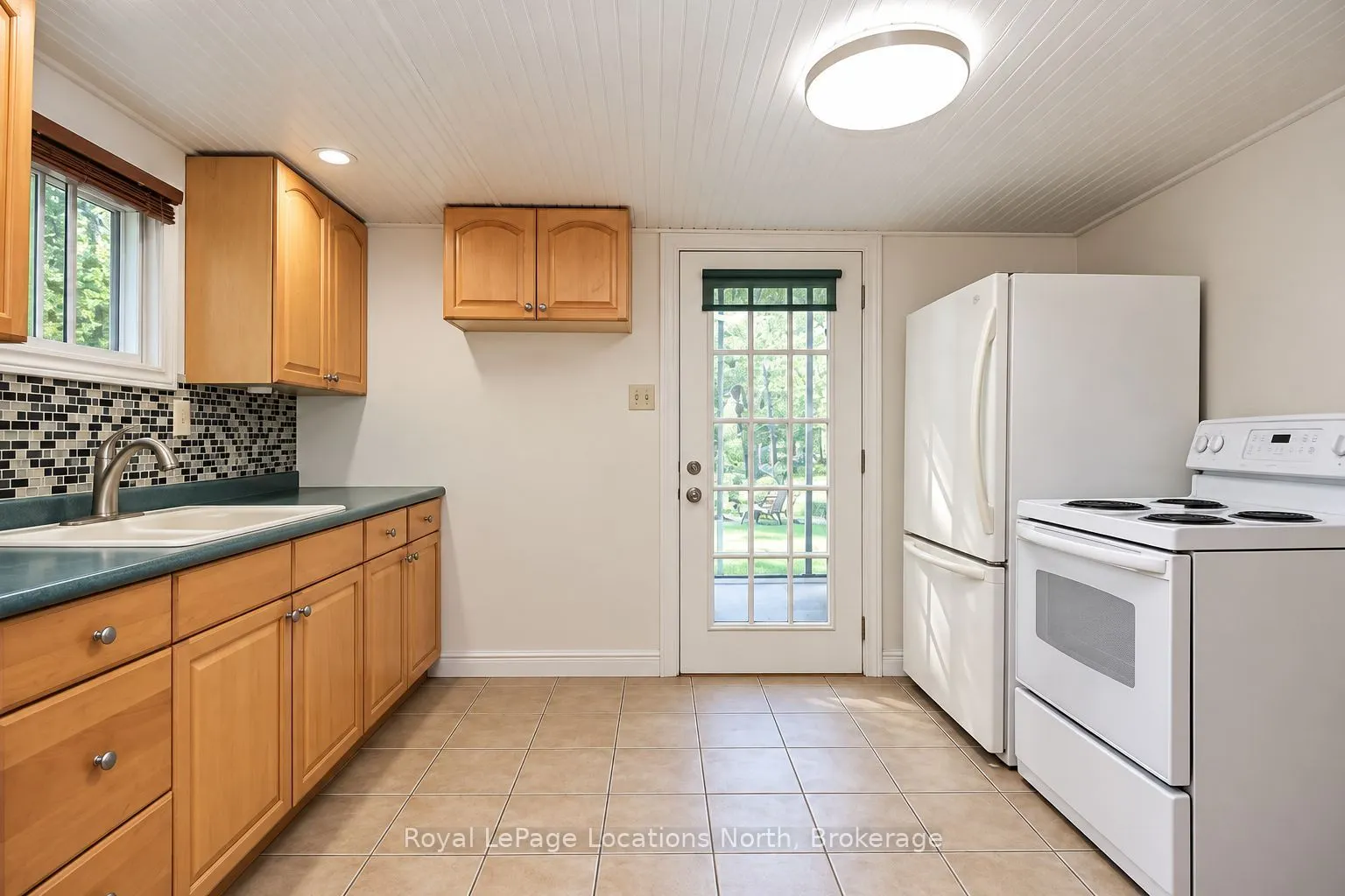 178 GOLF COURSE Road