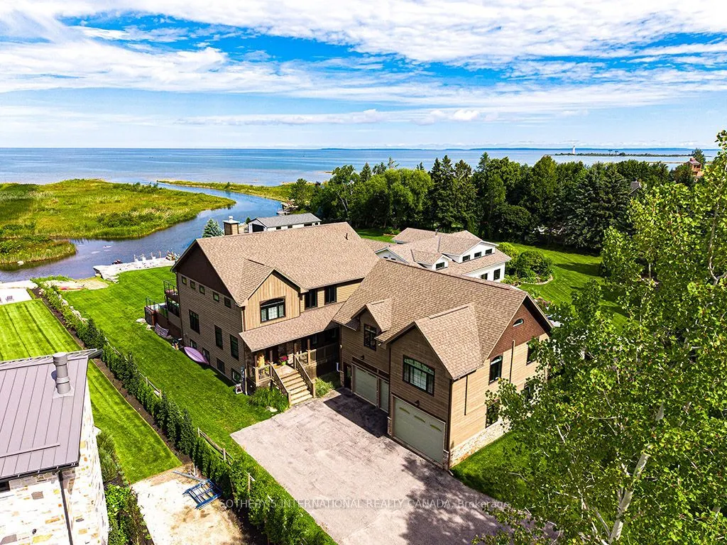156 Bartlett Boulevard