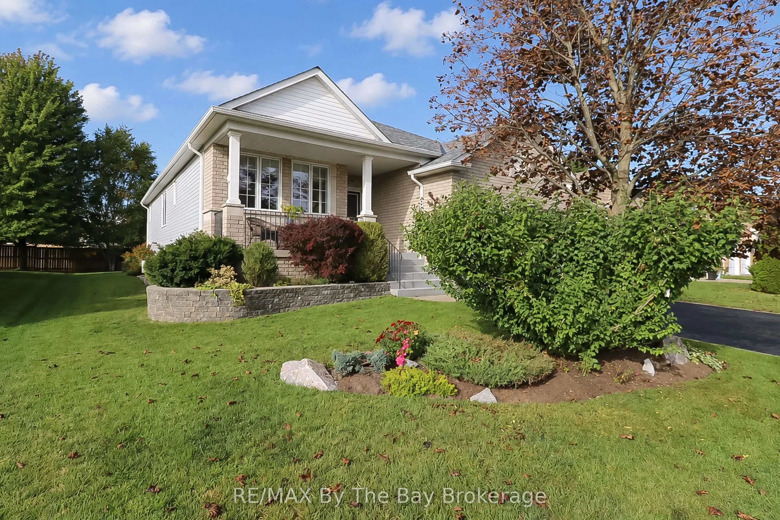 8 Middleport Drive