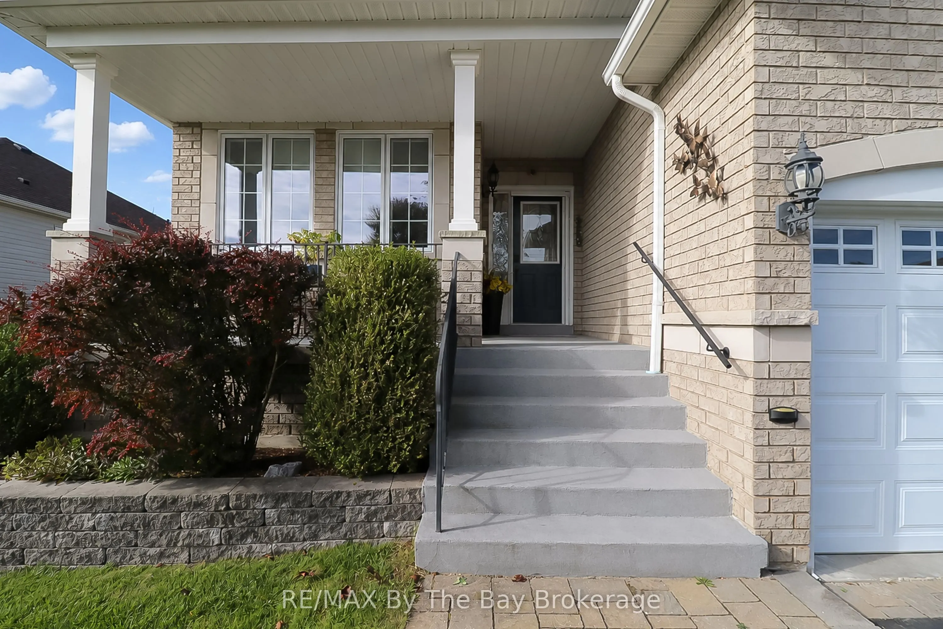 8 Middleport Drive