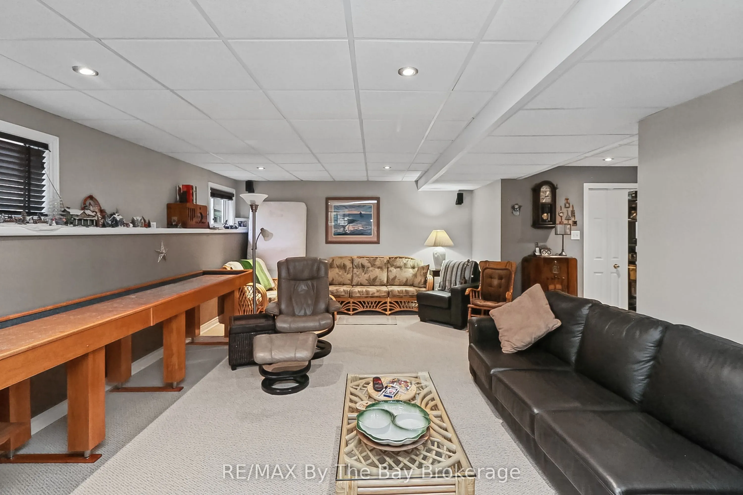 8 Middleport Drive