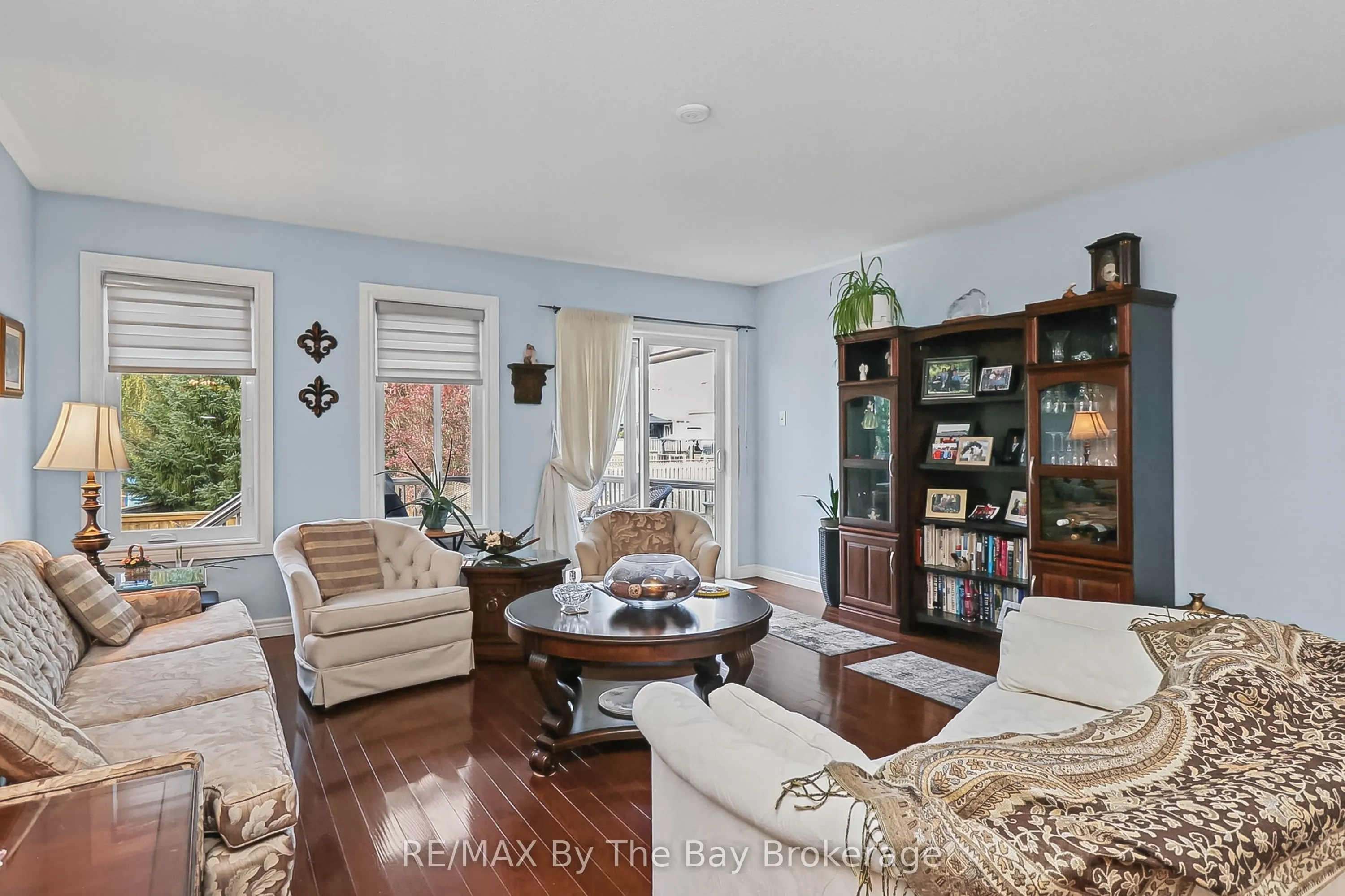 8 Middleport Drive