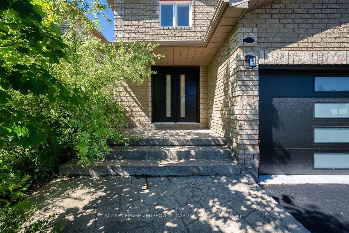 4 Cassandra Drive