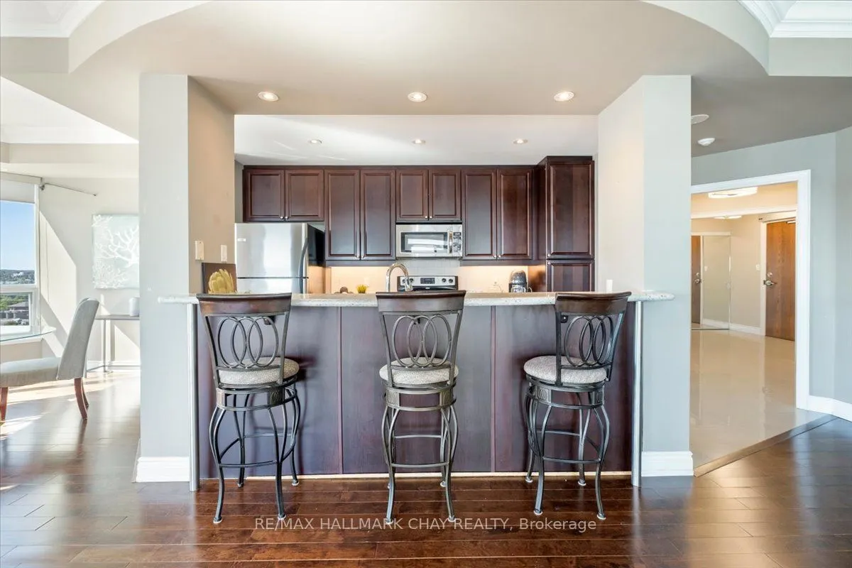 37 Ellen Street #1008