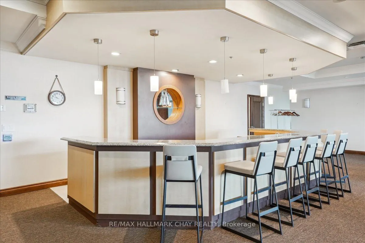37 Ellen Street #1008