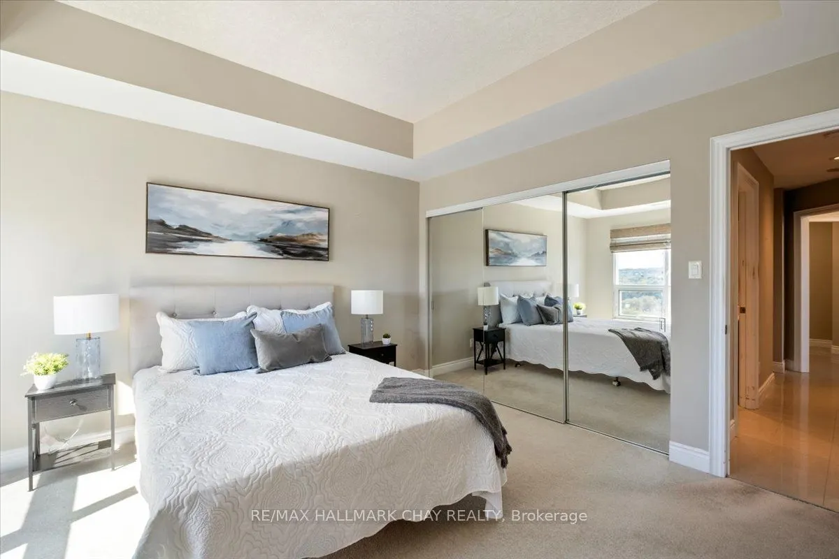 37 Ellen Street #1008