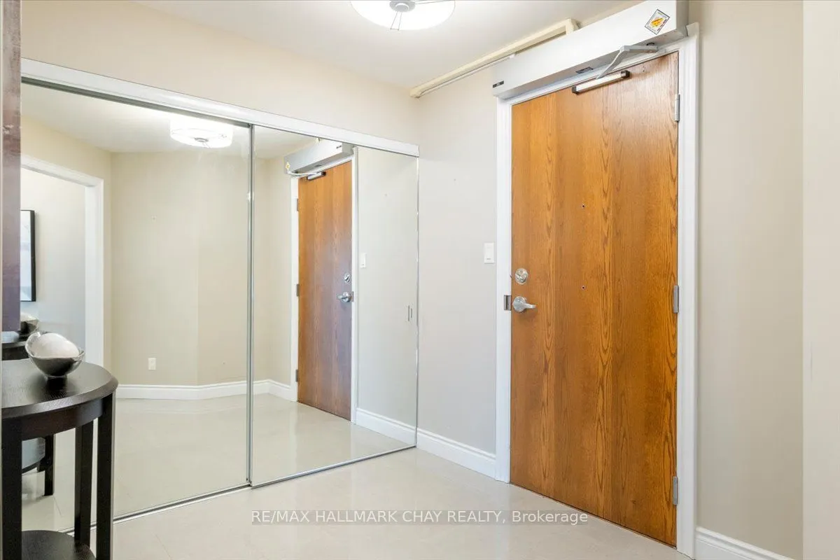 37 Ellen Street #1008