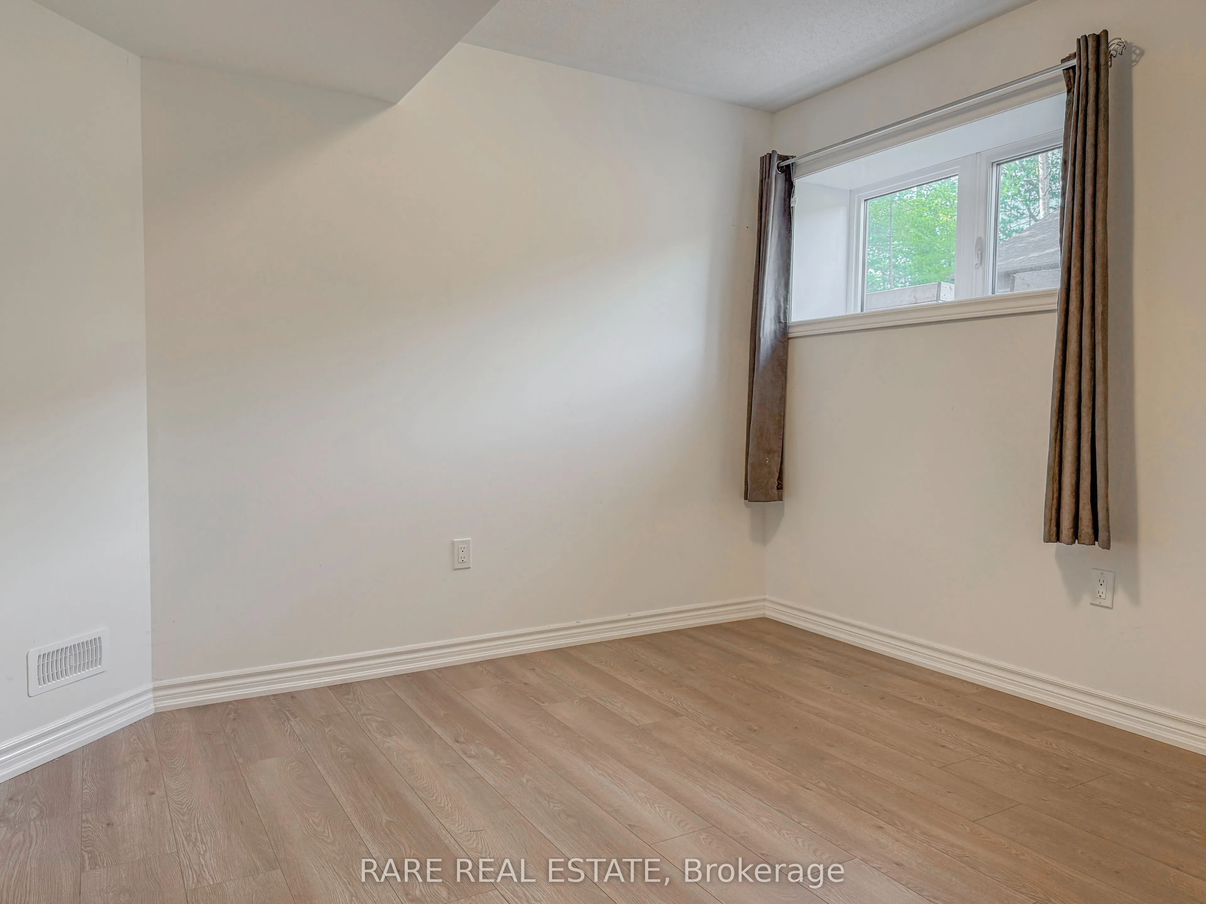 128 Ansley Road #Lower