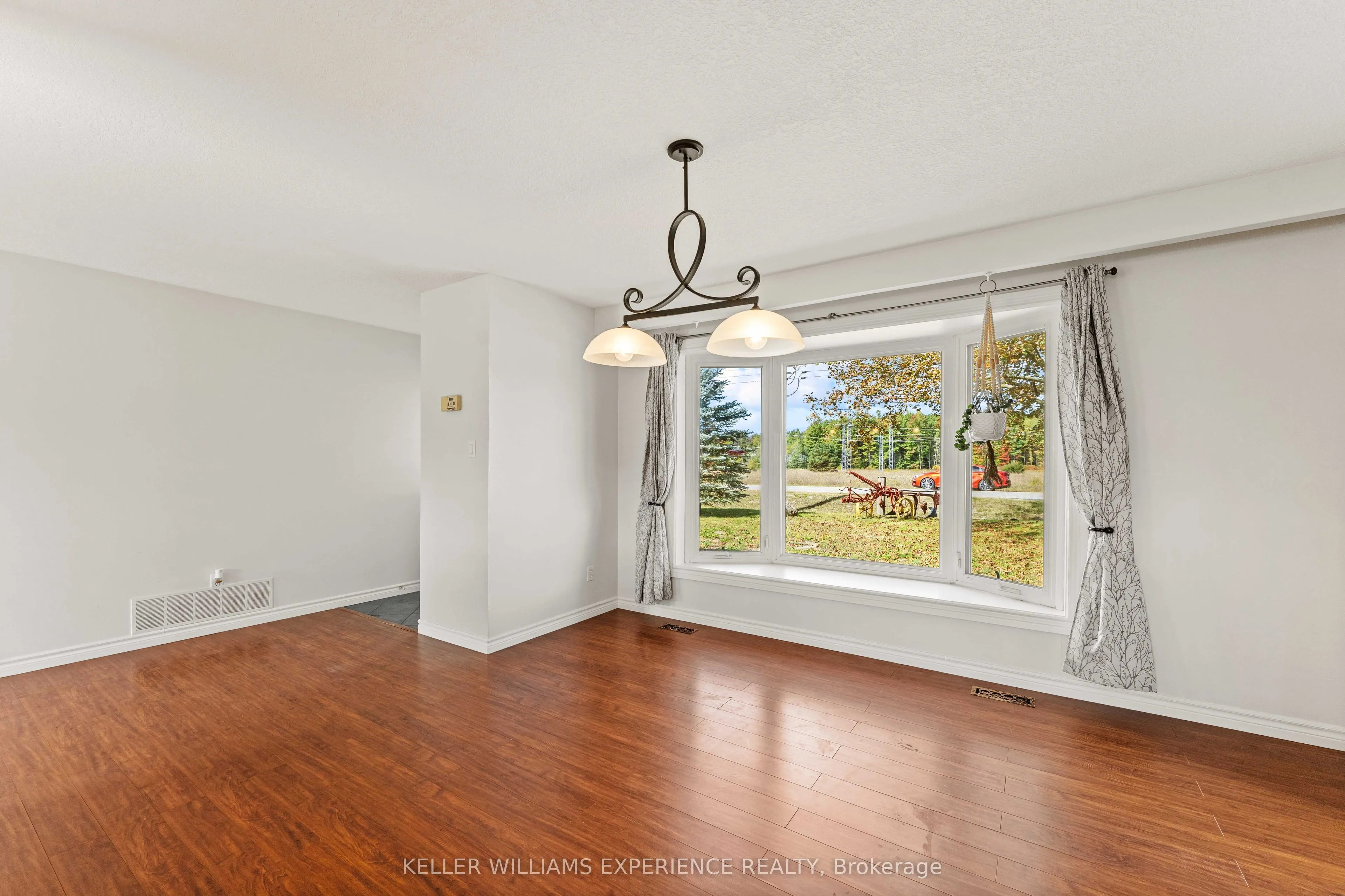 2341 Sunnidale Road