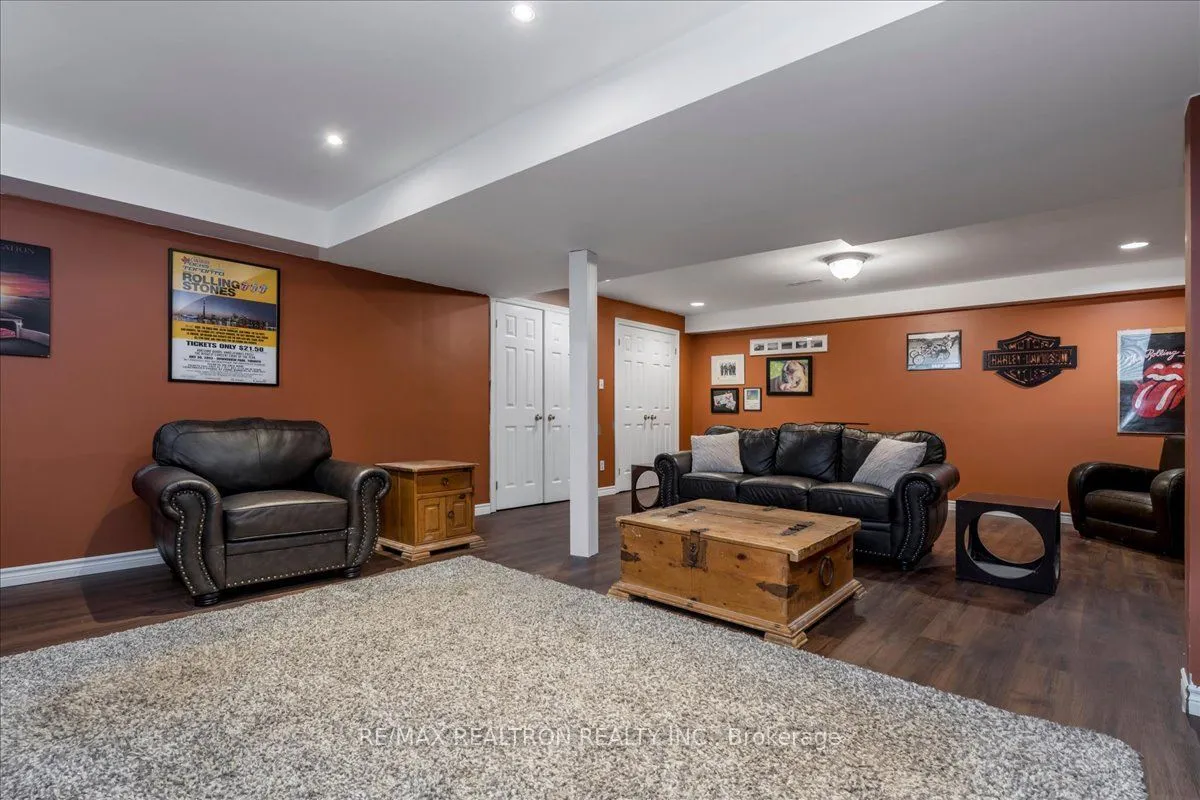 34 Howard Drive