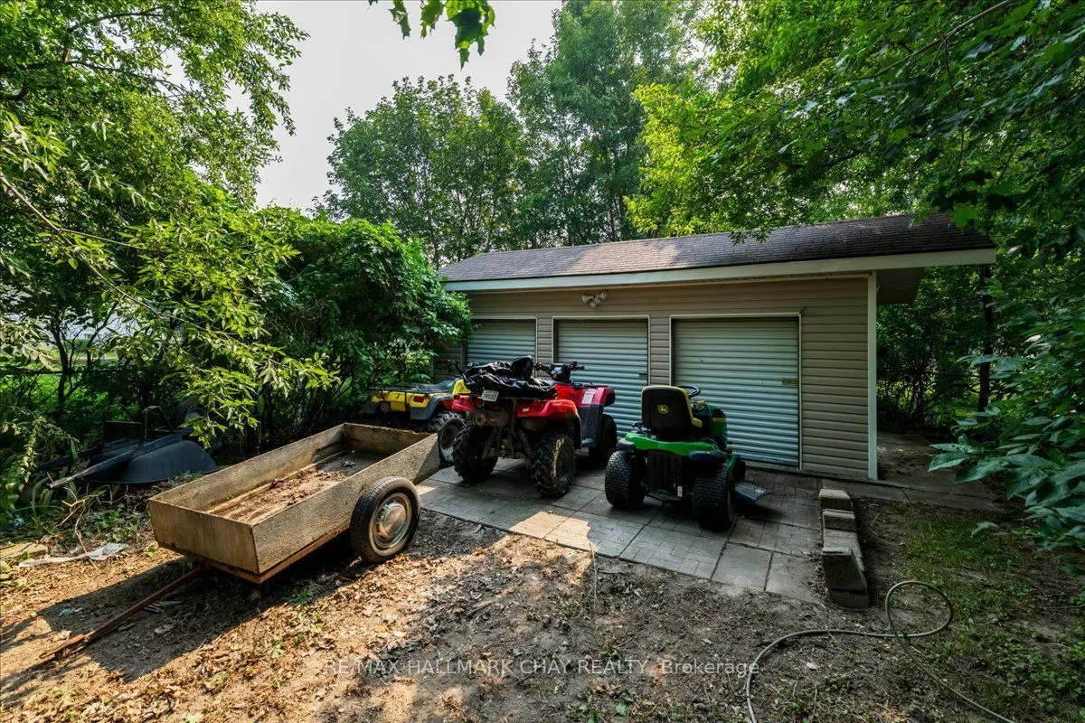 611 Big Bay Point Rd Road