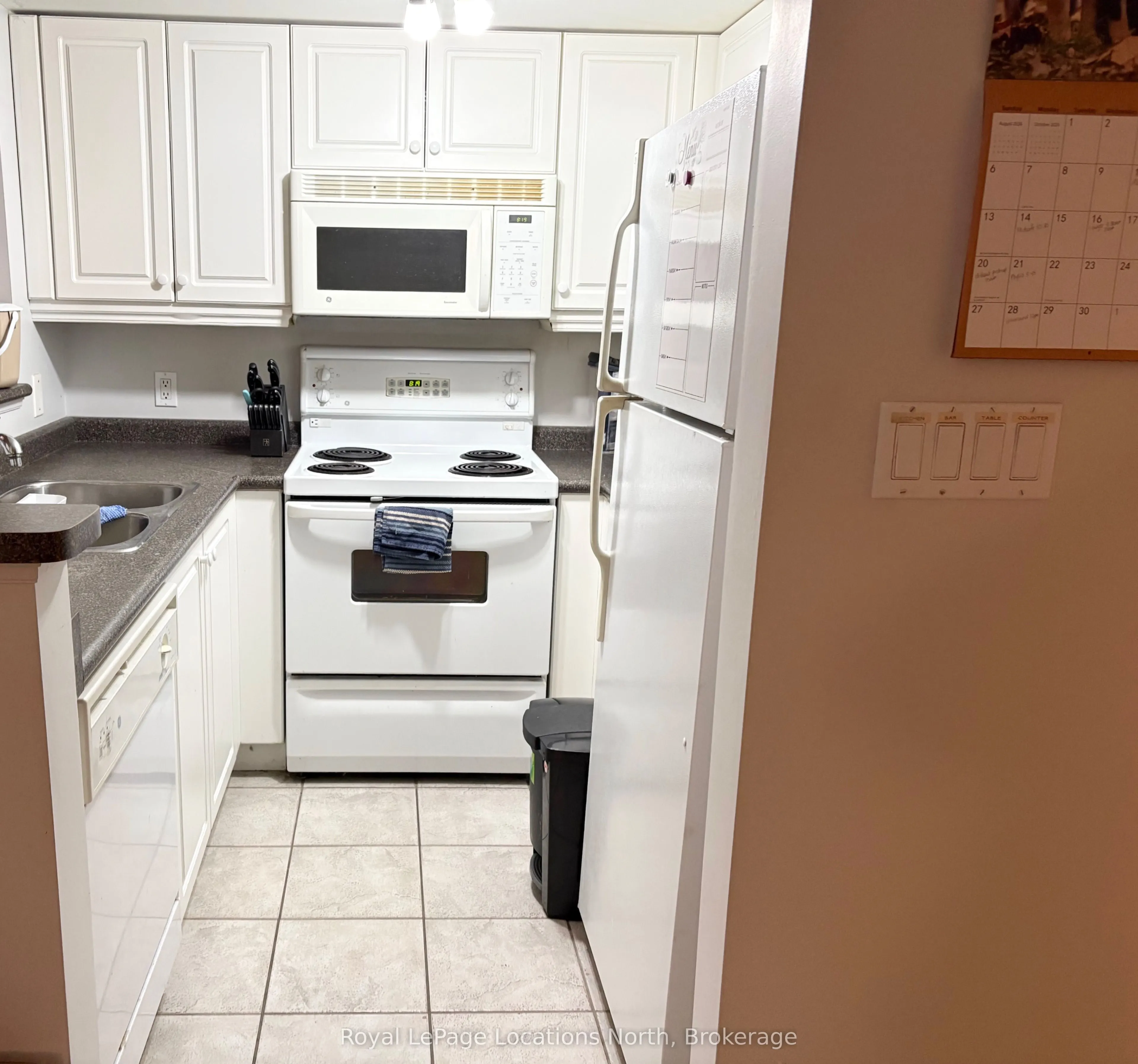 937 Cedarpointe Court #13
