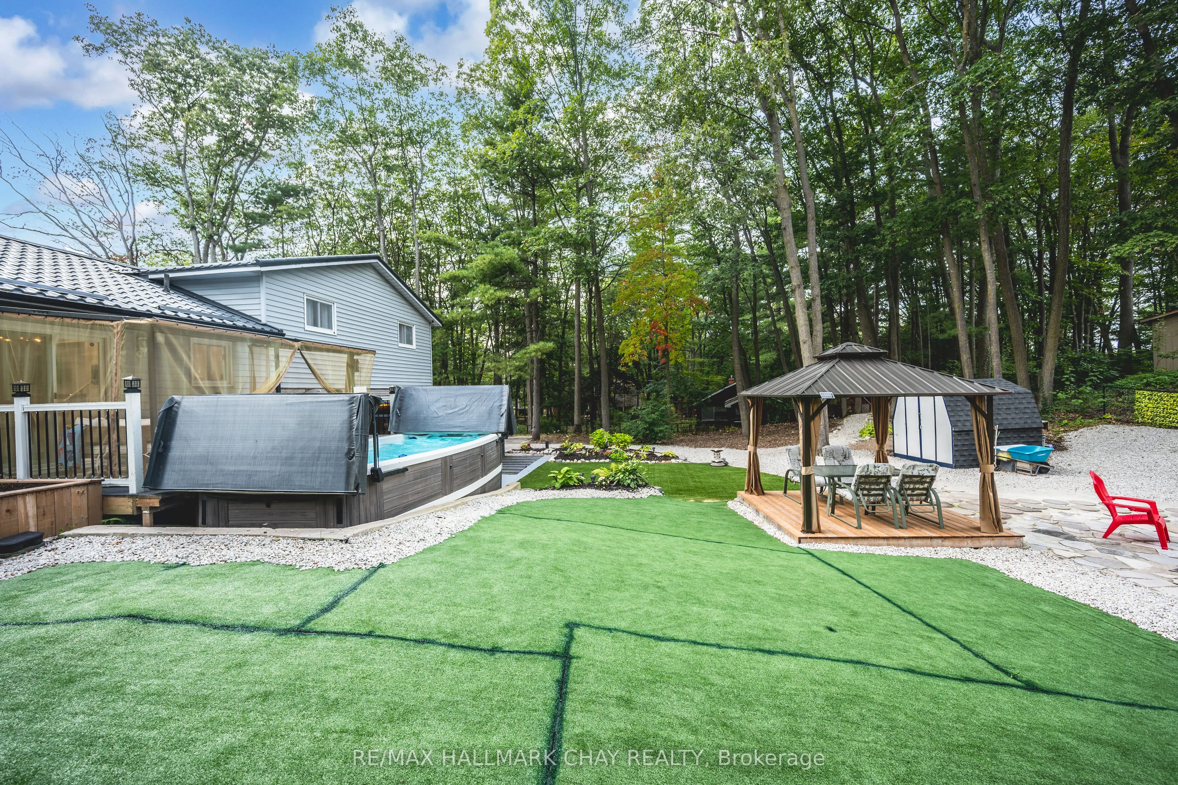 275 Sunnidale Road