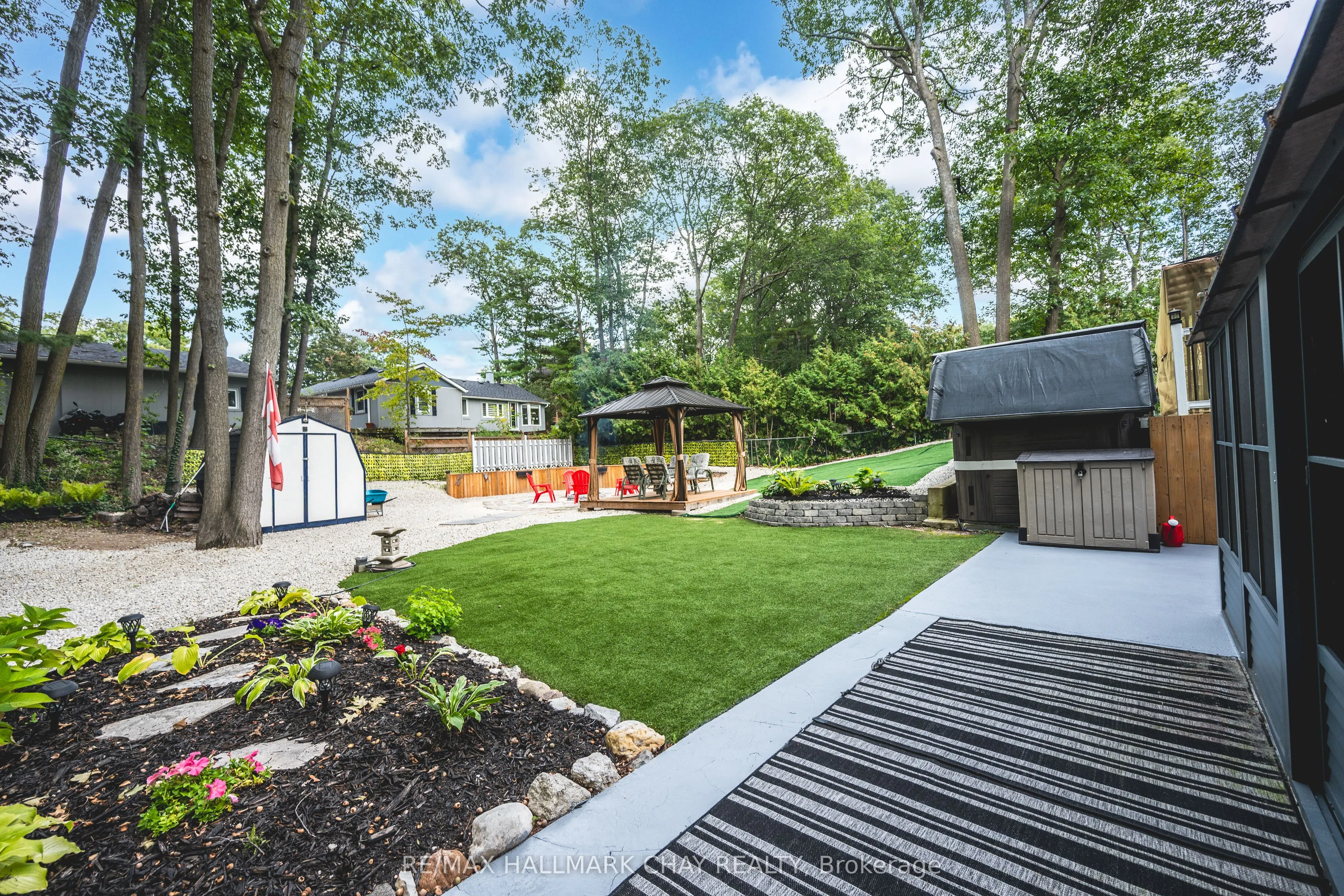 275 Sunnidale Road