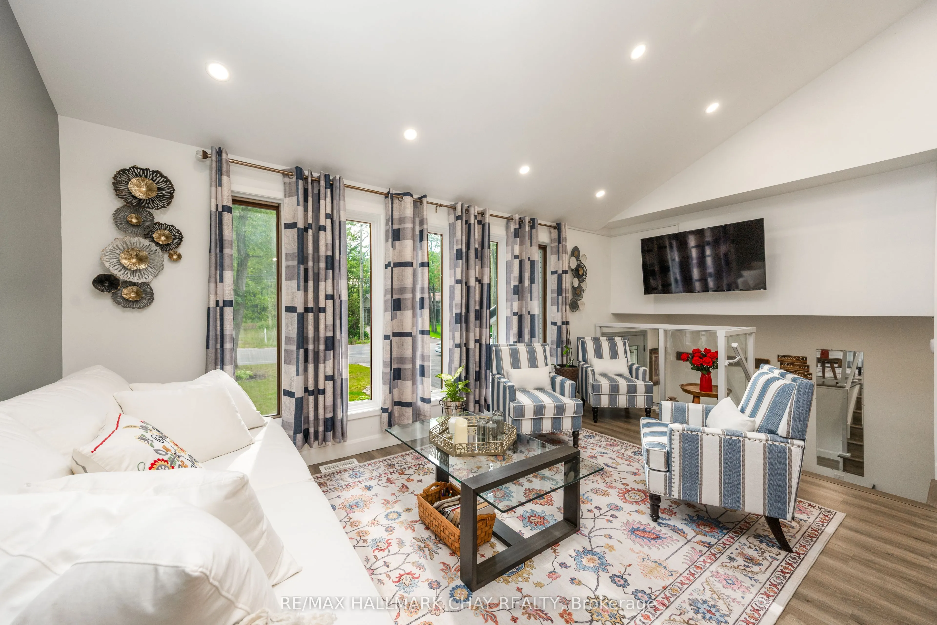 275 Sunnidale Road