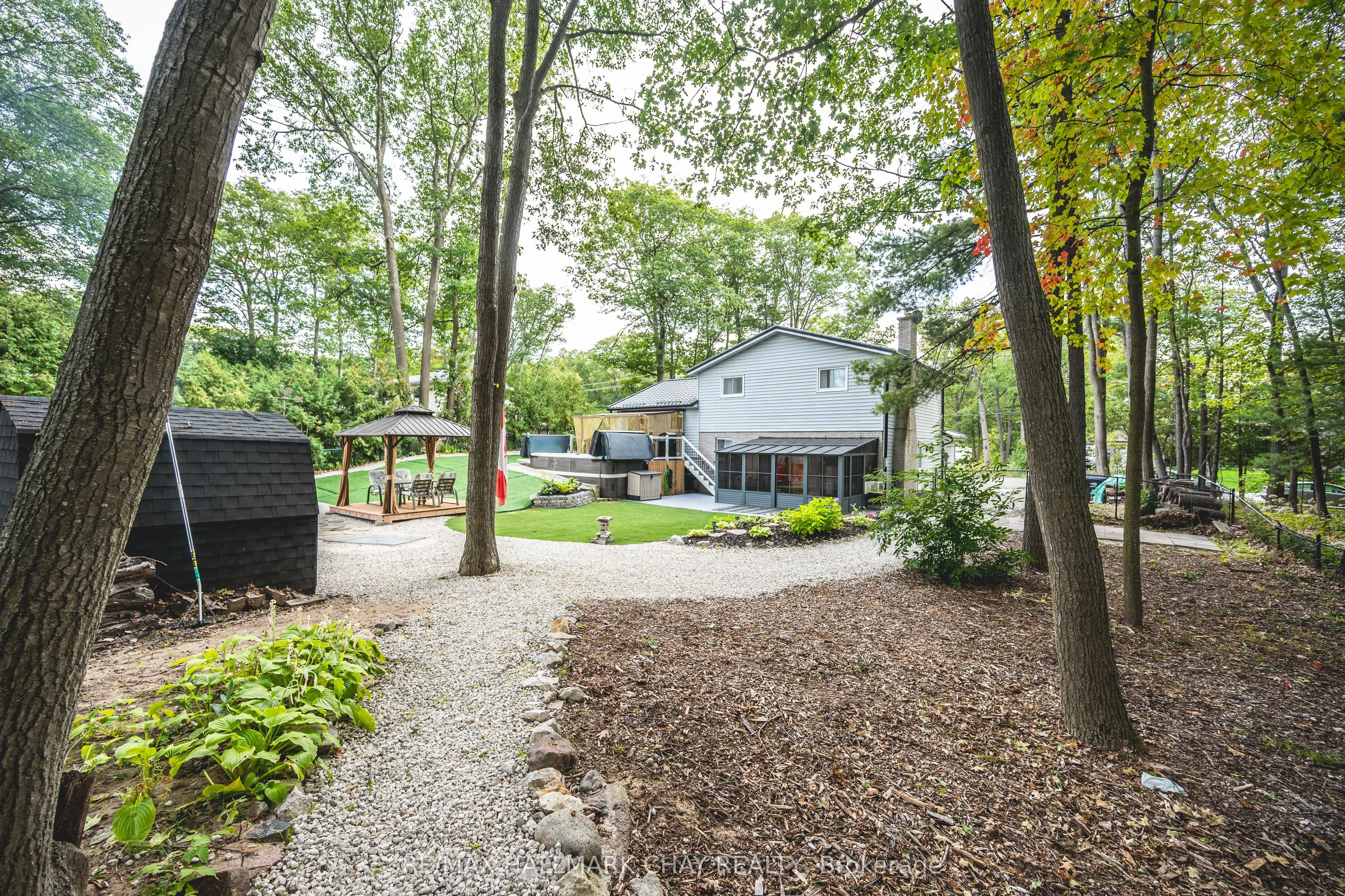 275 Sunnidale Road
