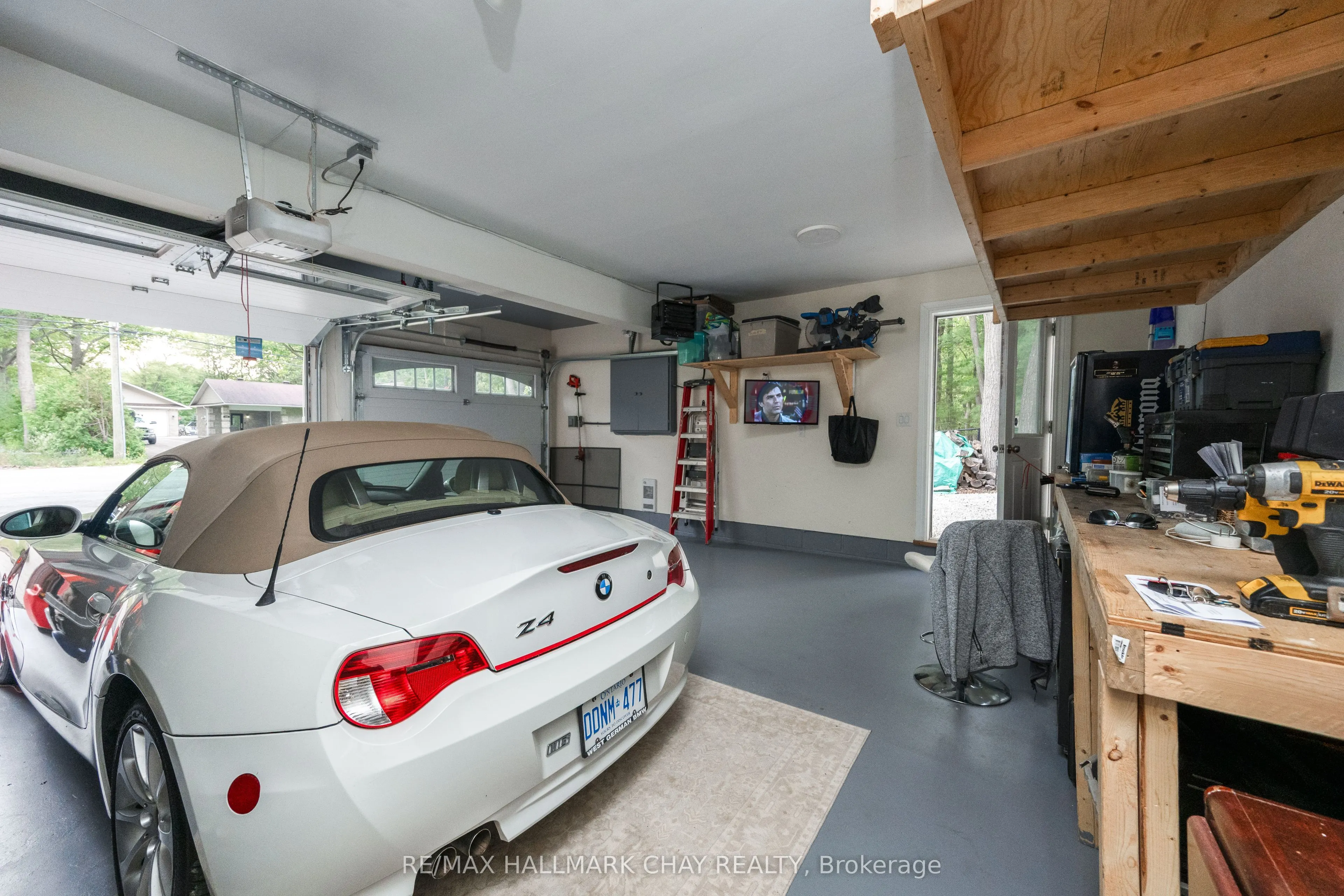 275 Sunnidale Road