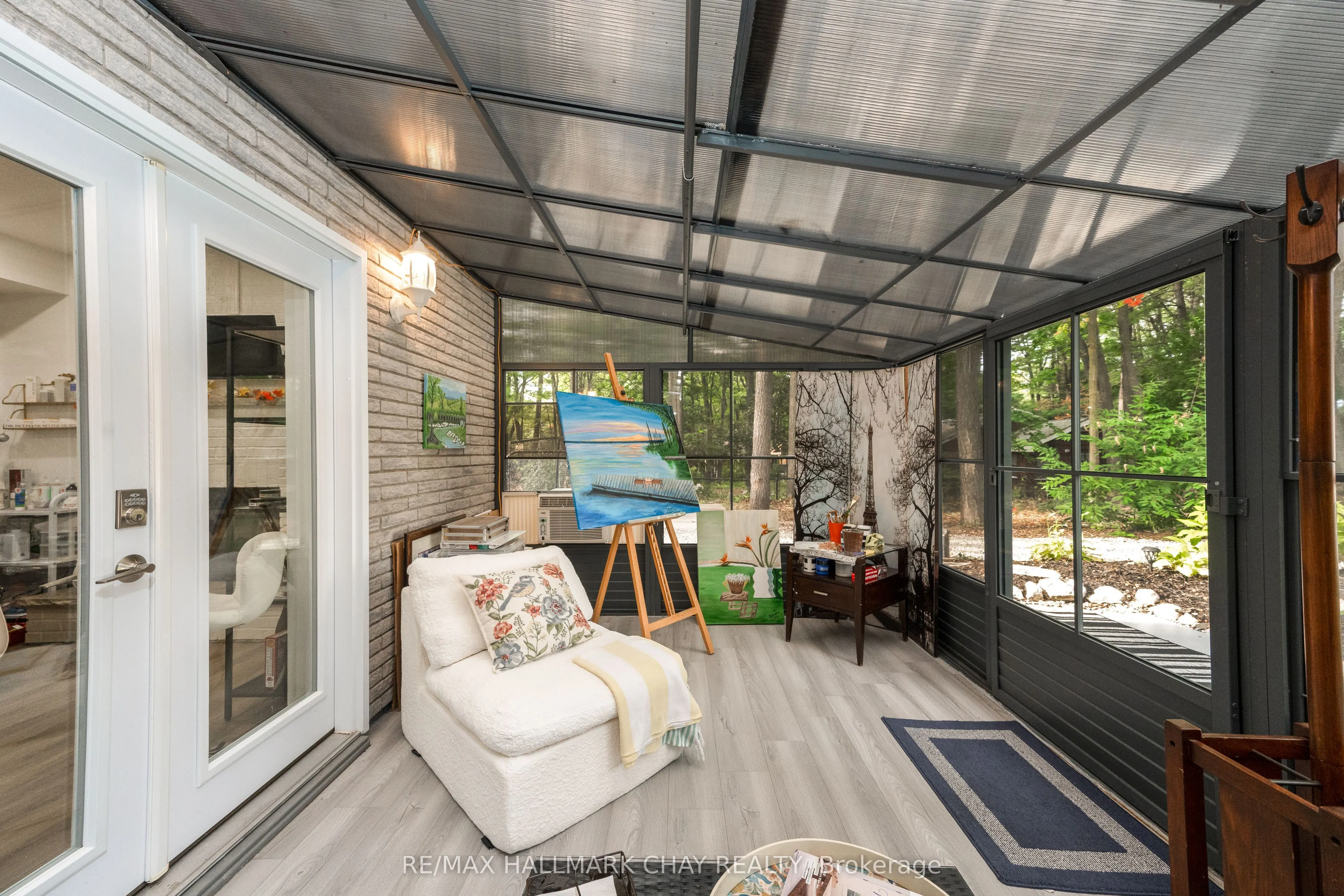 275 Sunnidale Road