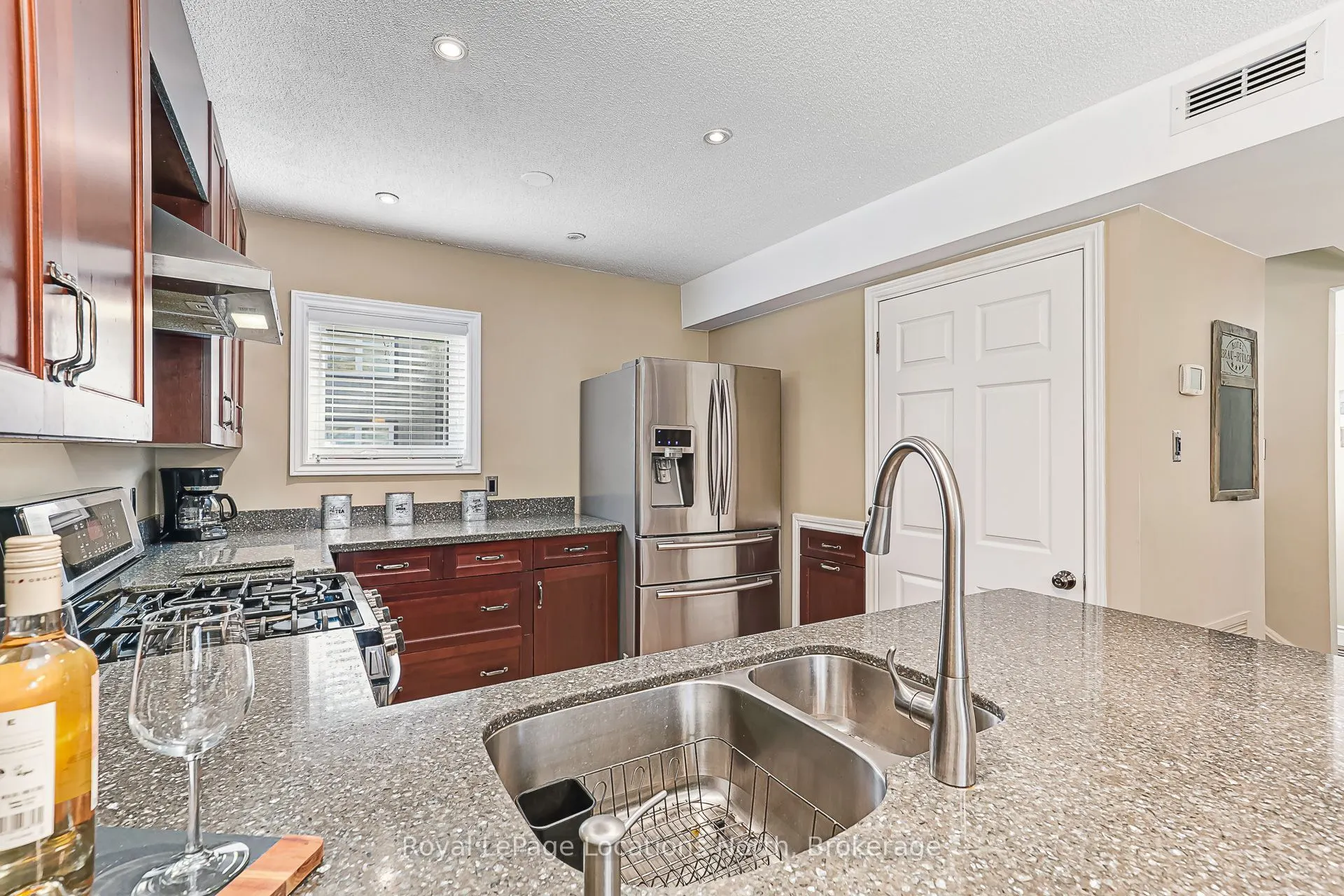 820 Suncrest Circle #1