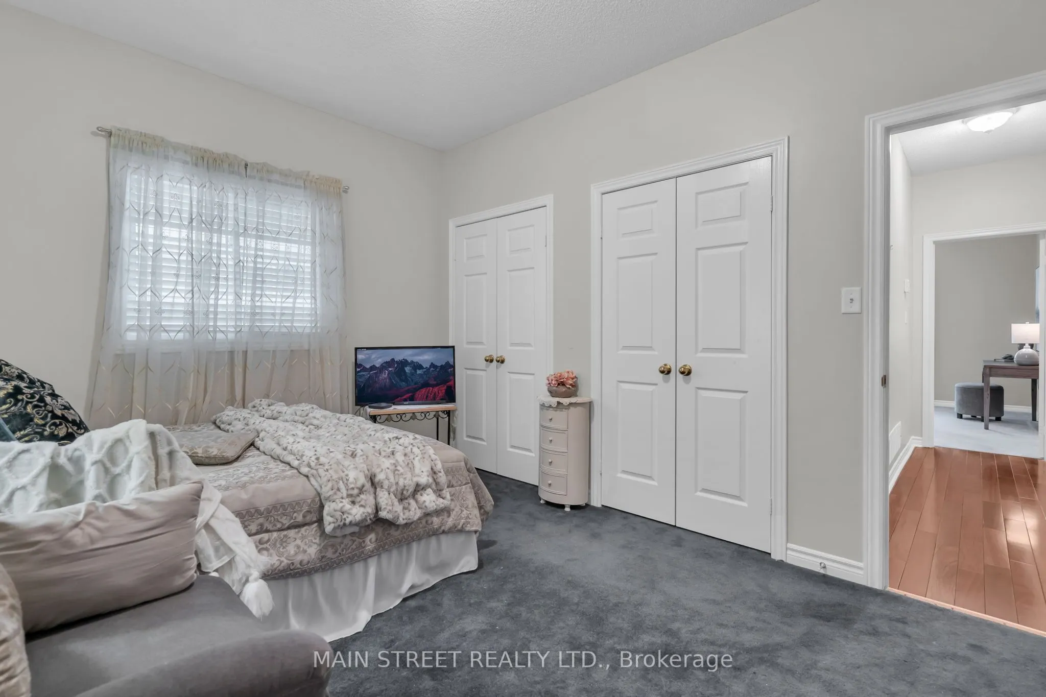 27 Max Avenue